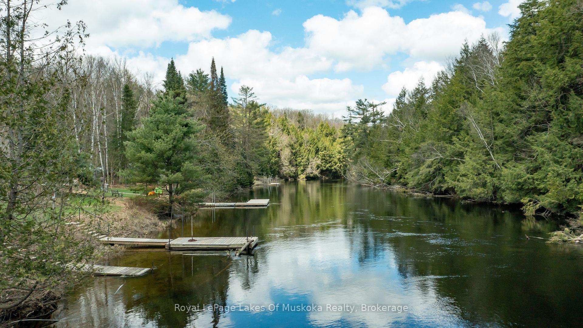 Photo 28 of 9 Summer Lane, Bracebridge, Draper — HOMEH