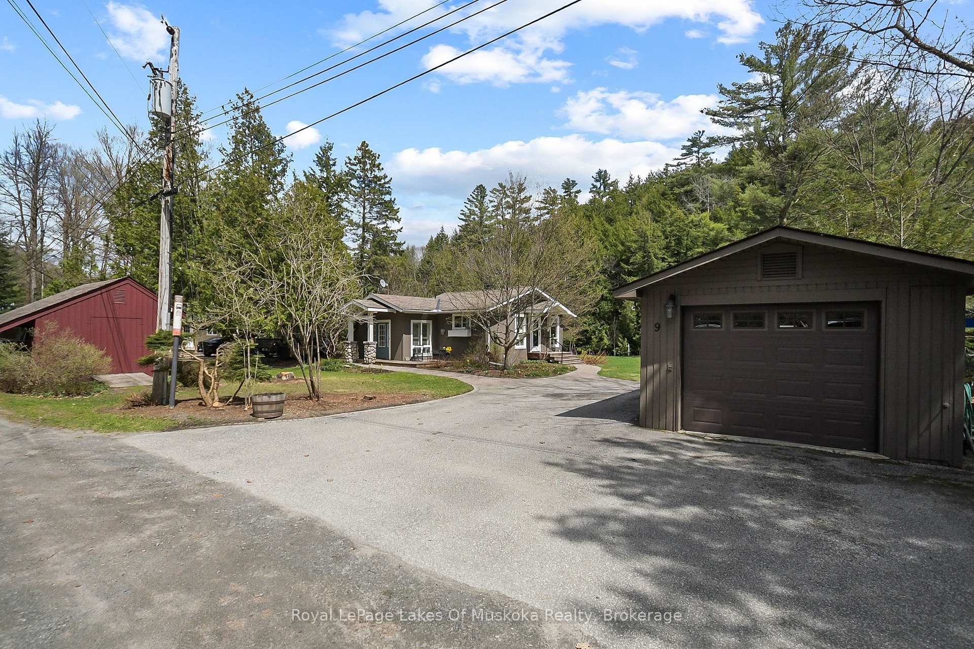 Photo 31 of 9 Summer Lane, Bracebridge, Draper — HOMEH