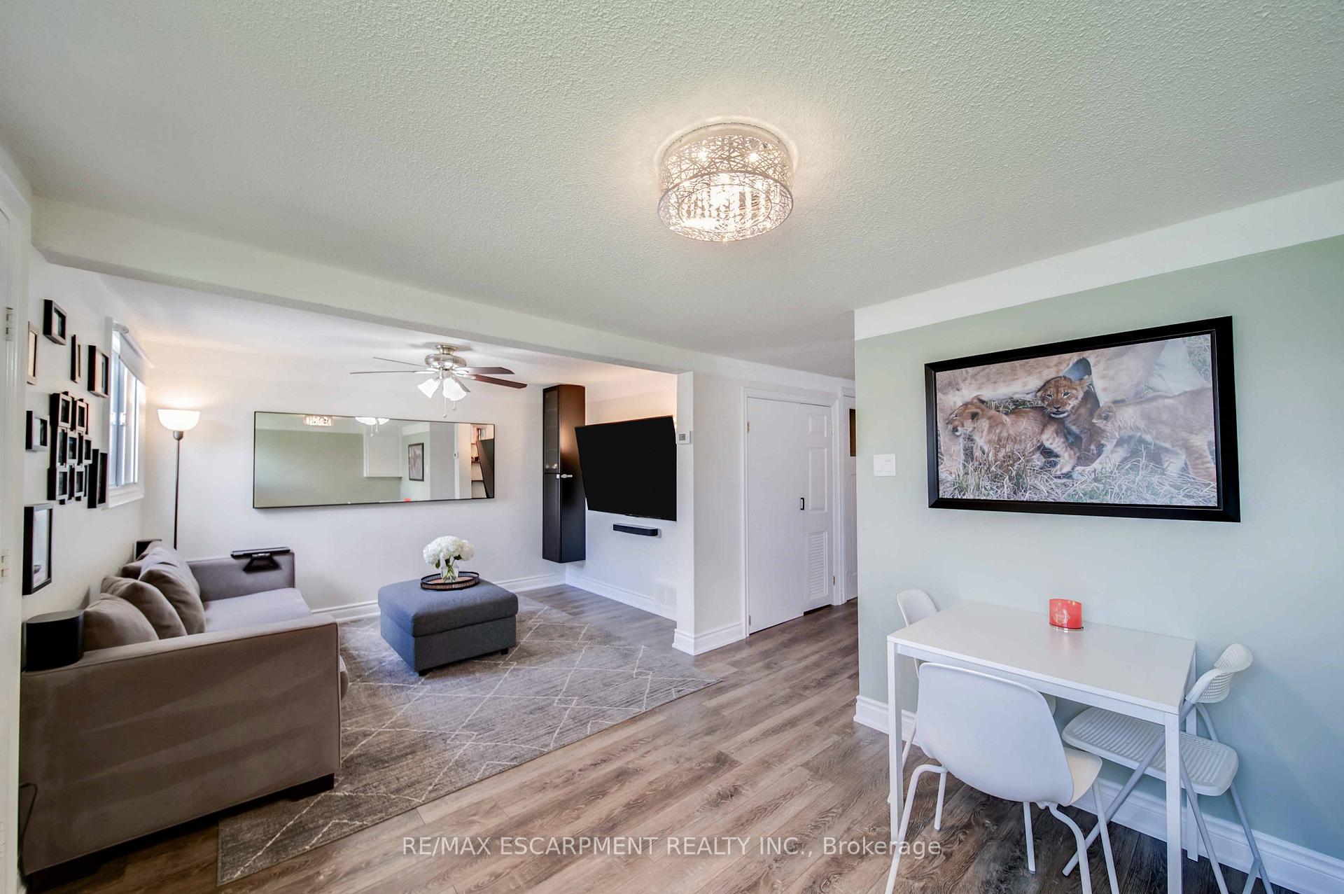 Photo 27 of 78 Lincoln Avenue, St. Catharines, Oakdale — HOMEH