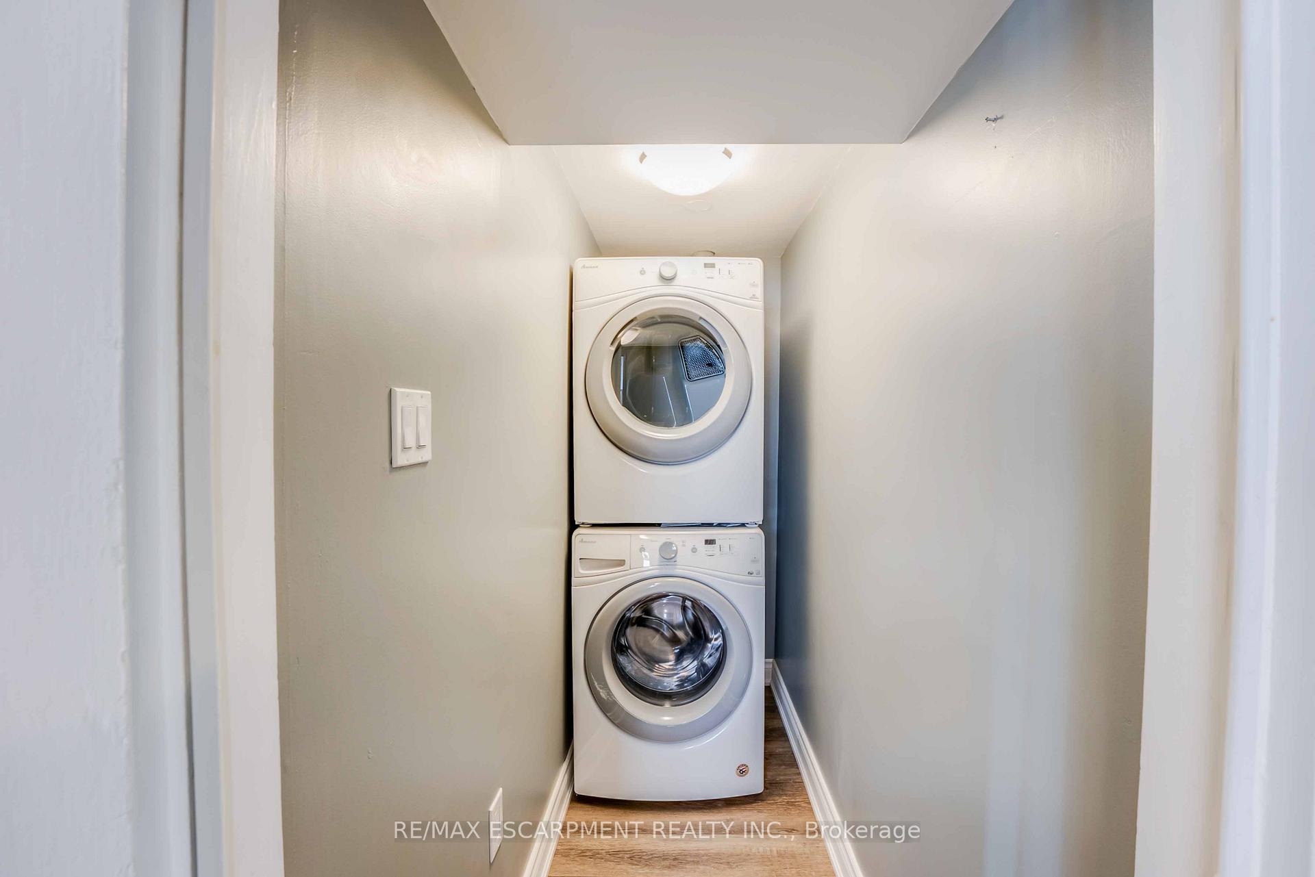 Photo 26 of 78 Lincoln Avenue, St. Catharines, Oakdale — HOMEH