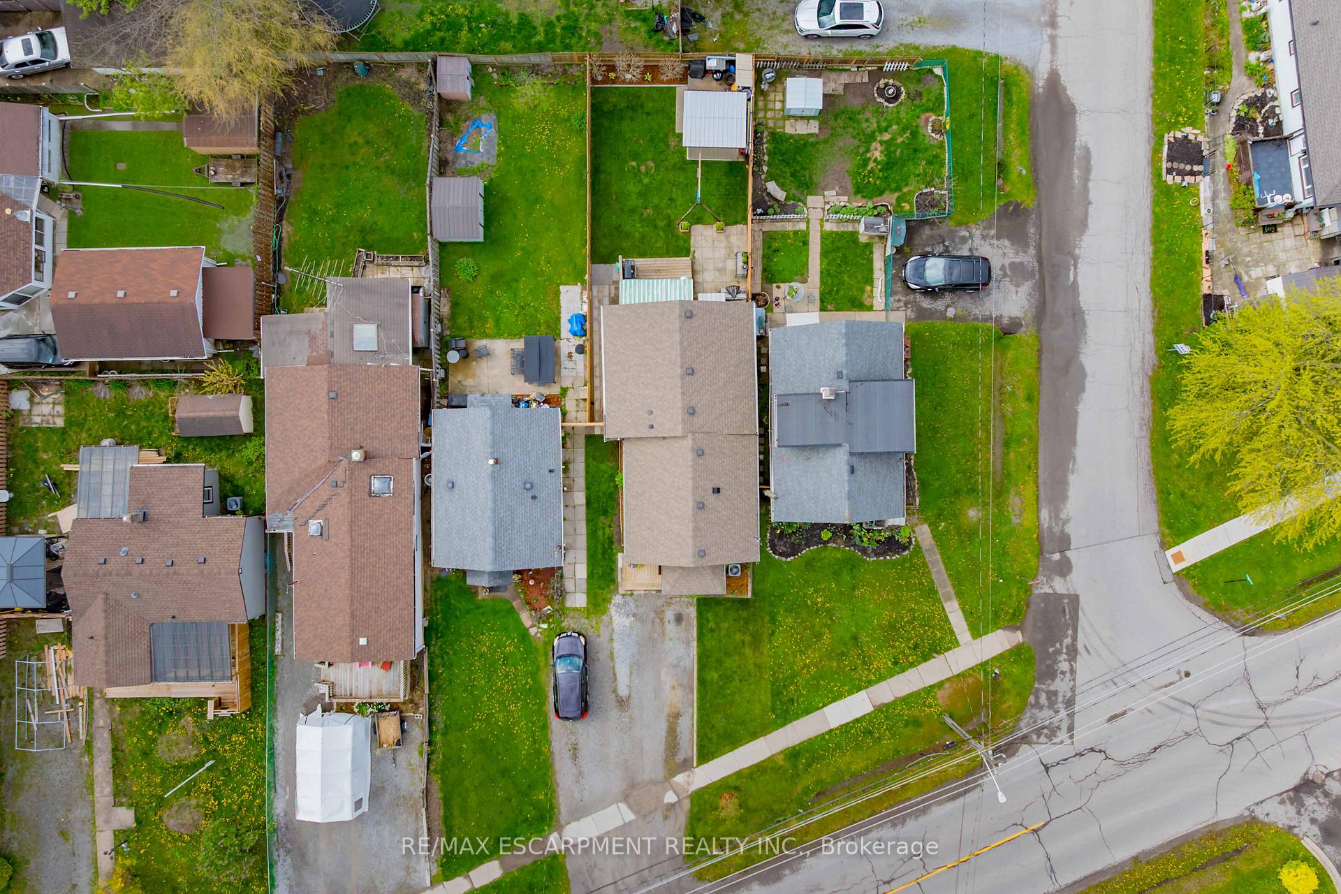 Photo 25 of 78 Lincoln Avenue, St. Catharines, Oakdale — HOMEH