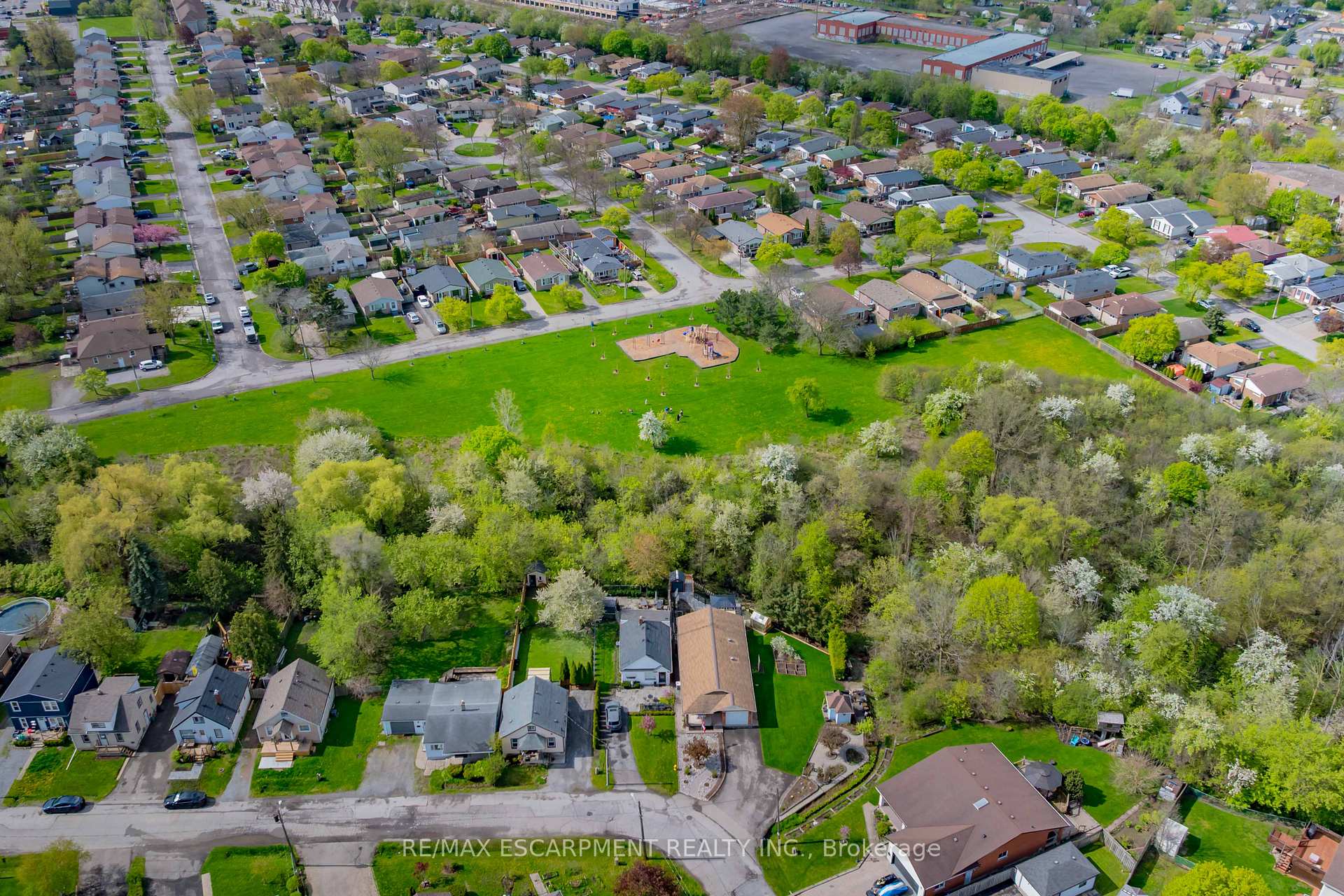 Photo 33 of 78 Lincoln Avenue, St. Catharines, Oakdale — HOMEH
