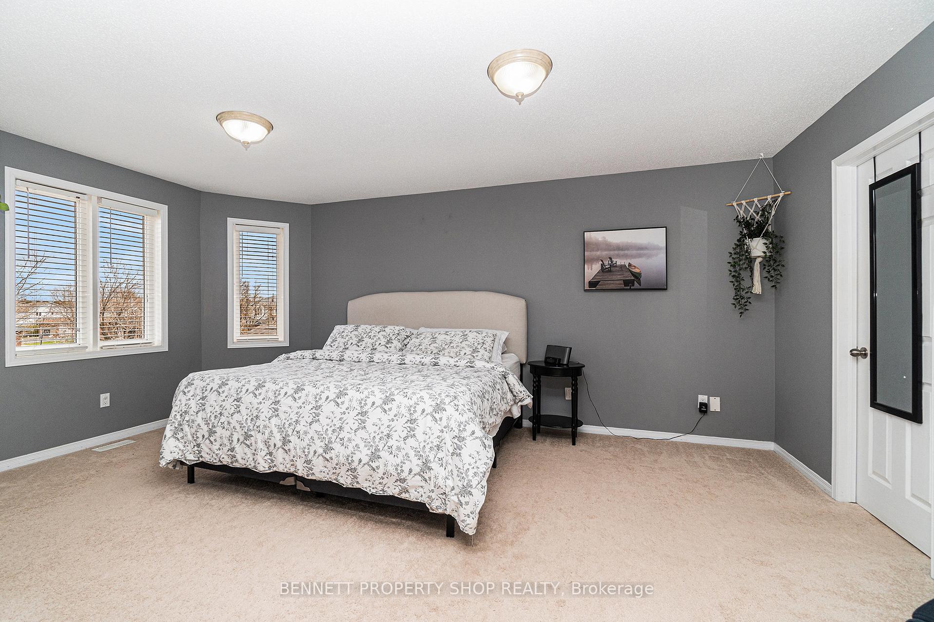 Photo 10 of 42 Steggall Crescent, Ottawa, Stittsville (Central) — HOMEH