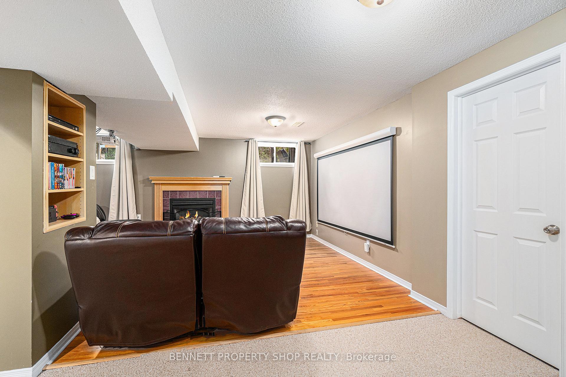 Photo 15 of 42 Steggall Crescent, Ottawa, Stittsville (Central) — HOMEH