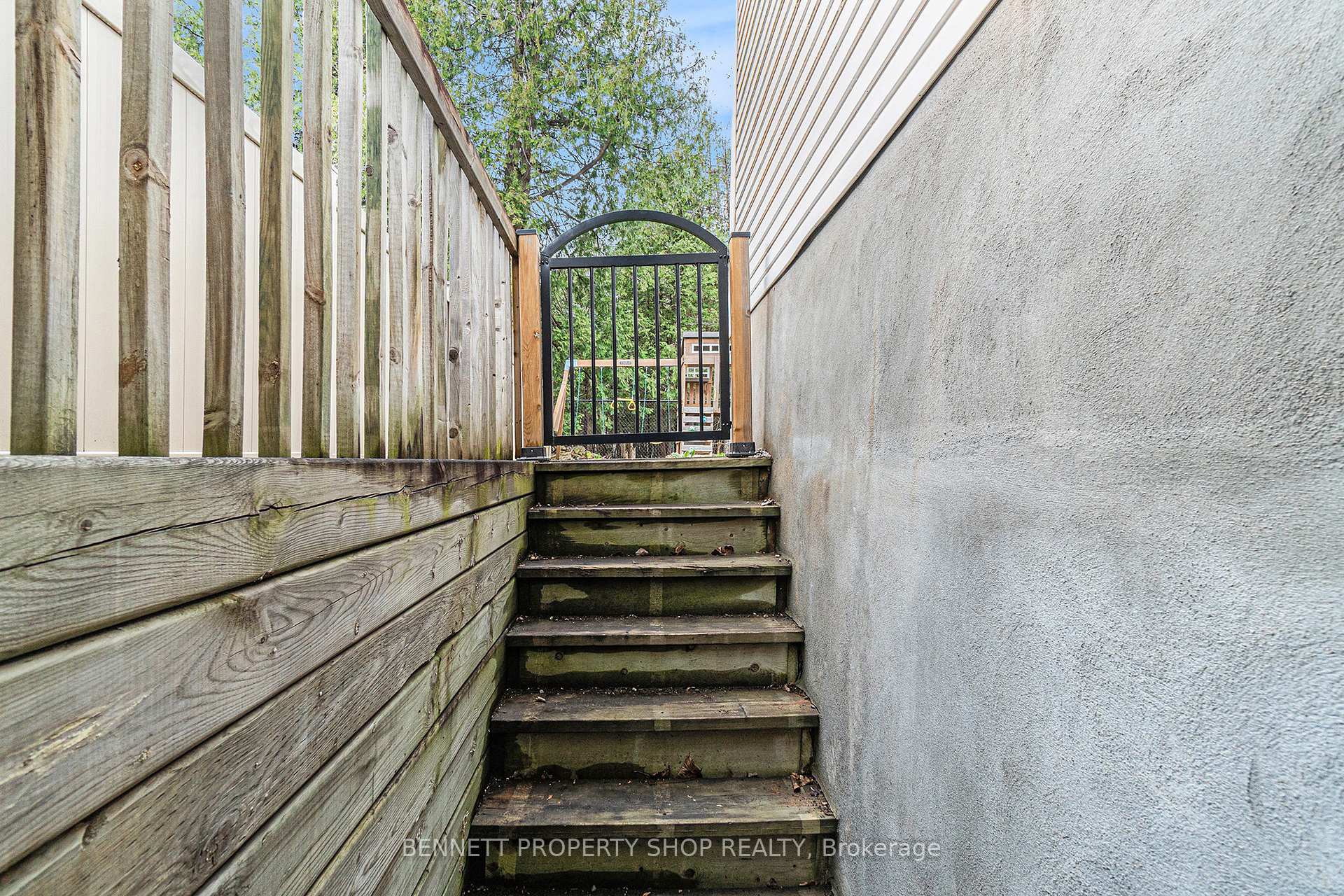 Photo 30 of 42 Steggall Crescent, Ottawa, Stittsville (Central) — HOMEH