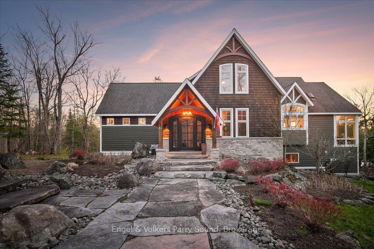 Photo 6 of 20 Cardinal Court, McKellar — HOMEH