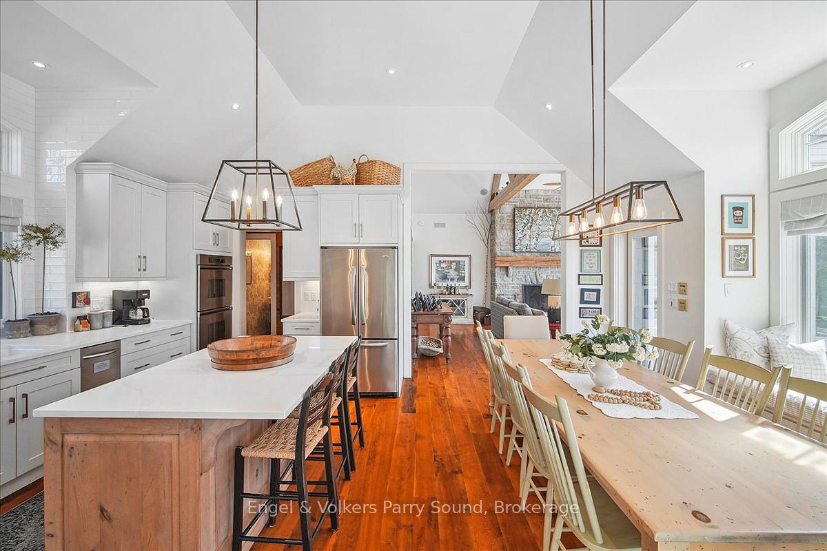 Photo 13 of 20 Cardinal Court, McKellar — HOMEH