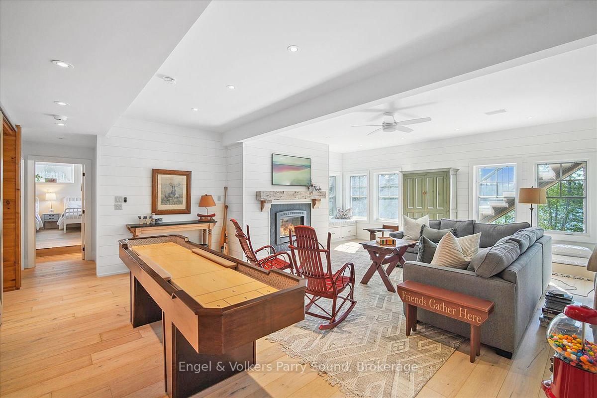 Photo 33 of 20 Cardinal Court, McKellar — HOMEH