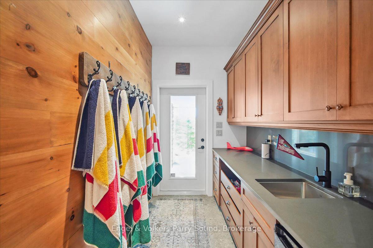 Photo 47 of 20 Cardinal Court, McKellar — HOMEH