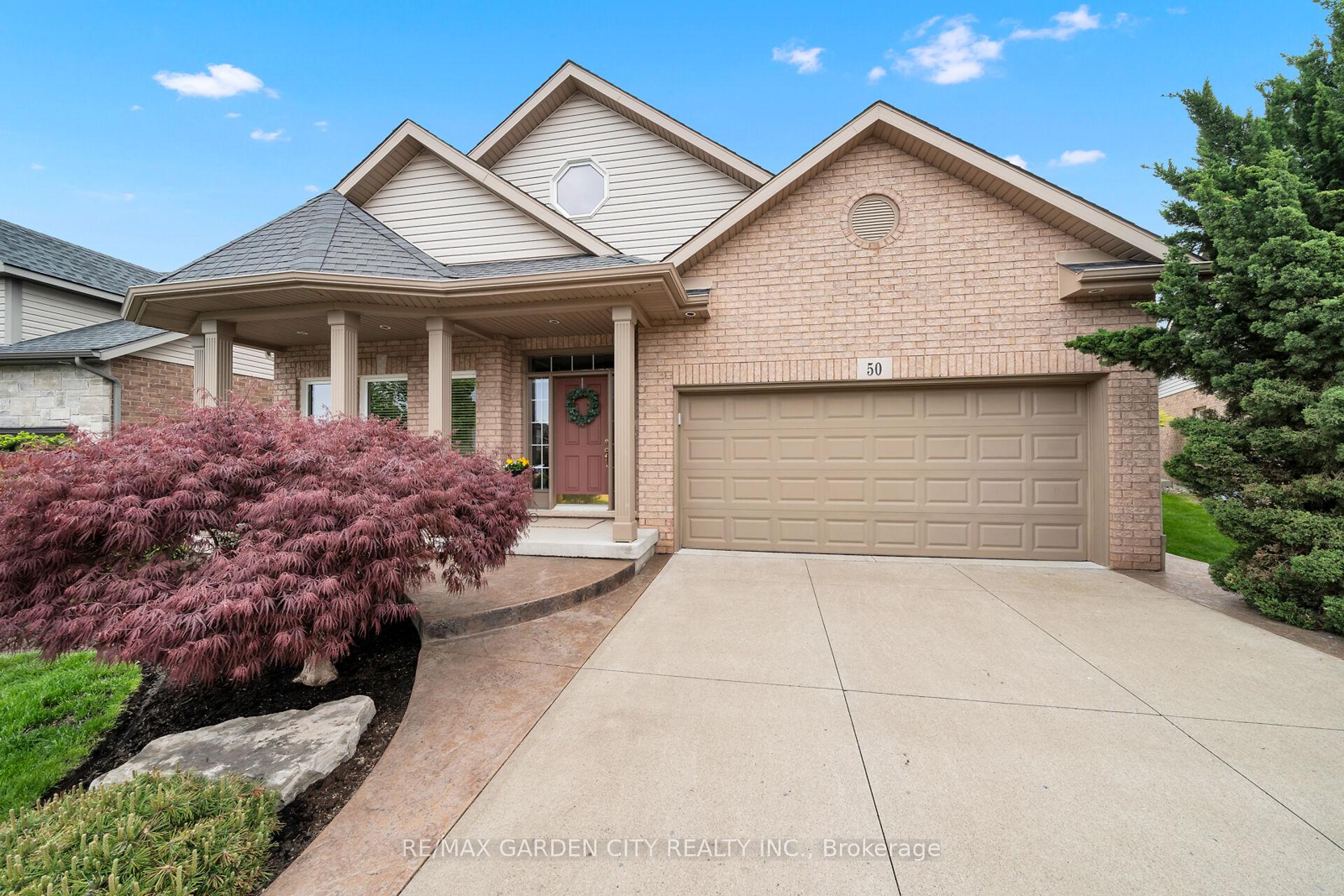 Photo 5 of 50 Hewitt Drive, Grimsby, Grimsby East — HOMEH