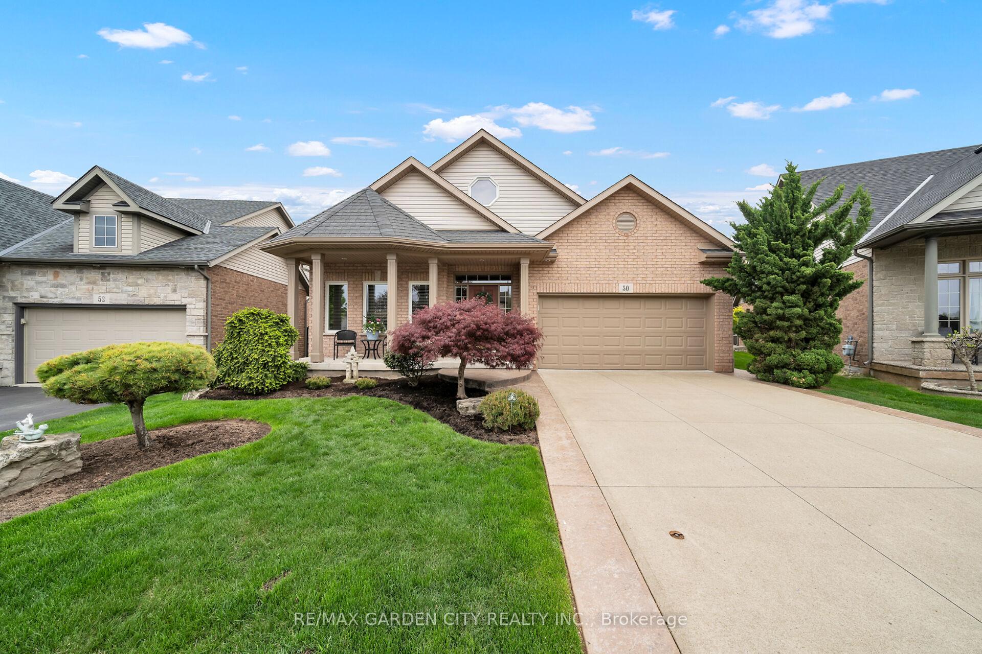 Photo 3 of 50 Hewitt Drive, Grimsby, Grimsby East — HOMEH
