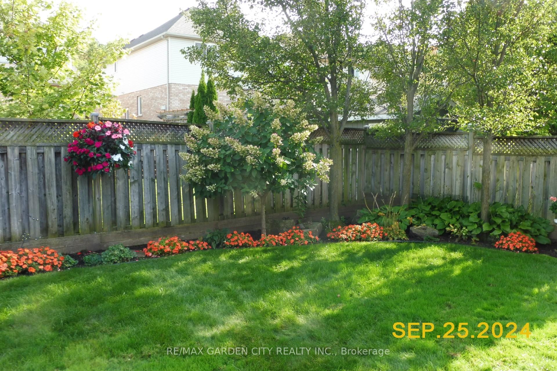 Photo 47 of 50 Hewitt Drive, Grimsby, Grimsby East — HOMEH