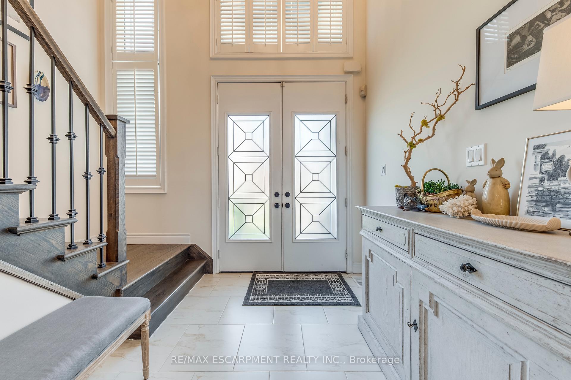 Photo 15 of 12 Riva Court, Hamilton, Ryckmans — HOMEH