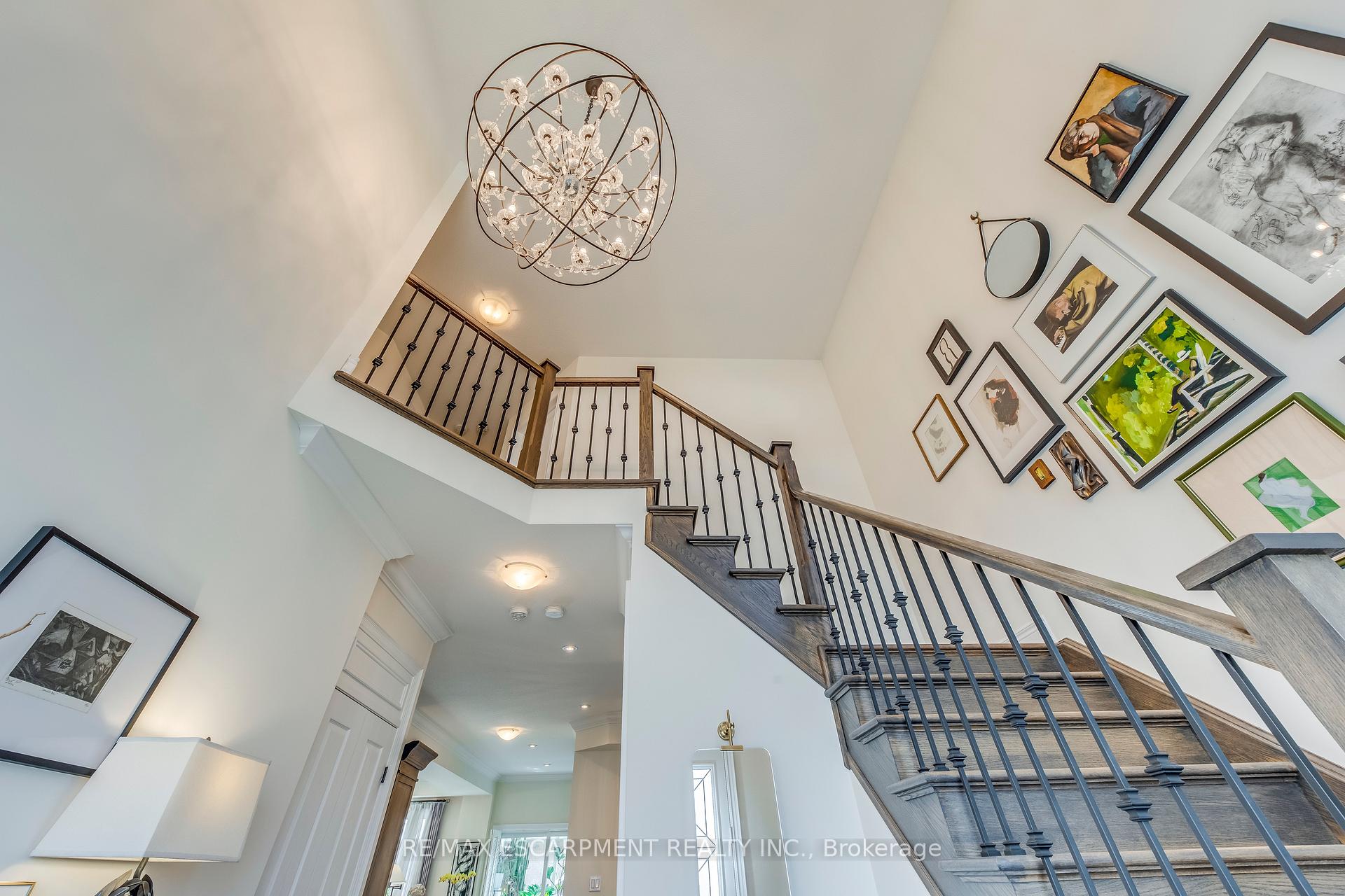 Photo 13 of 12 Riva Court, Hamilton, Ryckmans — HOMEH