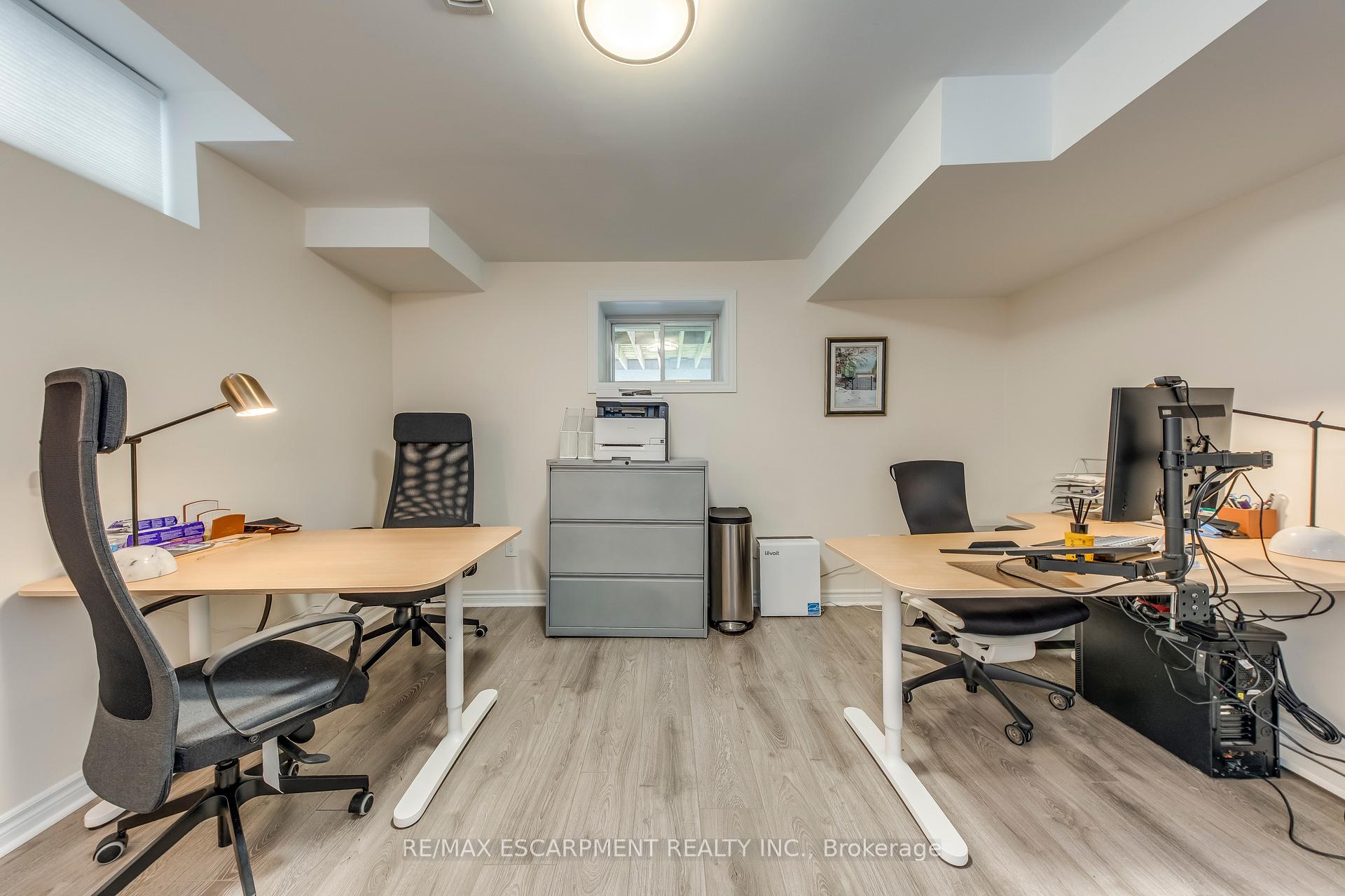 Photo 36 of 12 Riva Court, Hamilton, Ryckmans — HOMEH