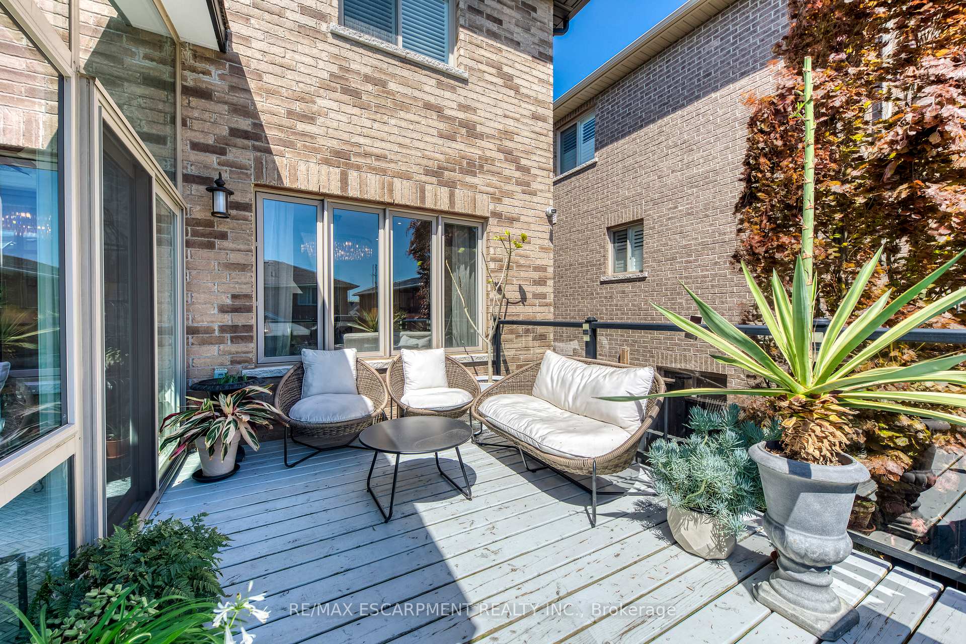 Photo 39 of 12 Riva Court, Hamilton, Ryckmans — HOMEH