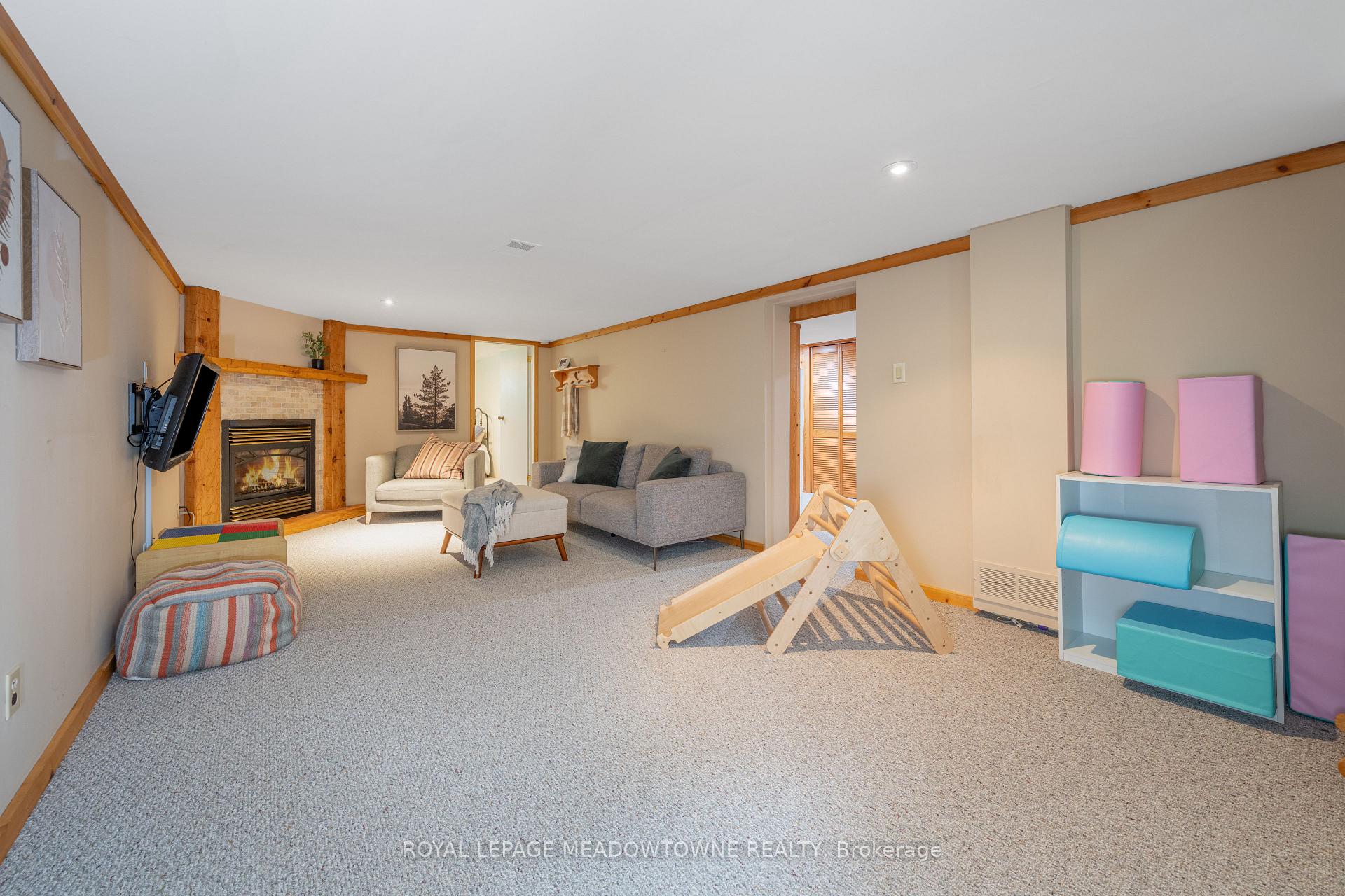 Photo 20 of 193 Douglas Street, Waterloo — HOMEH