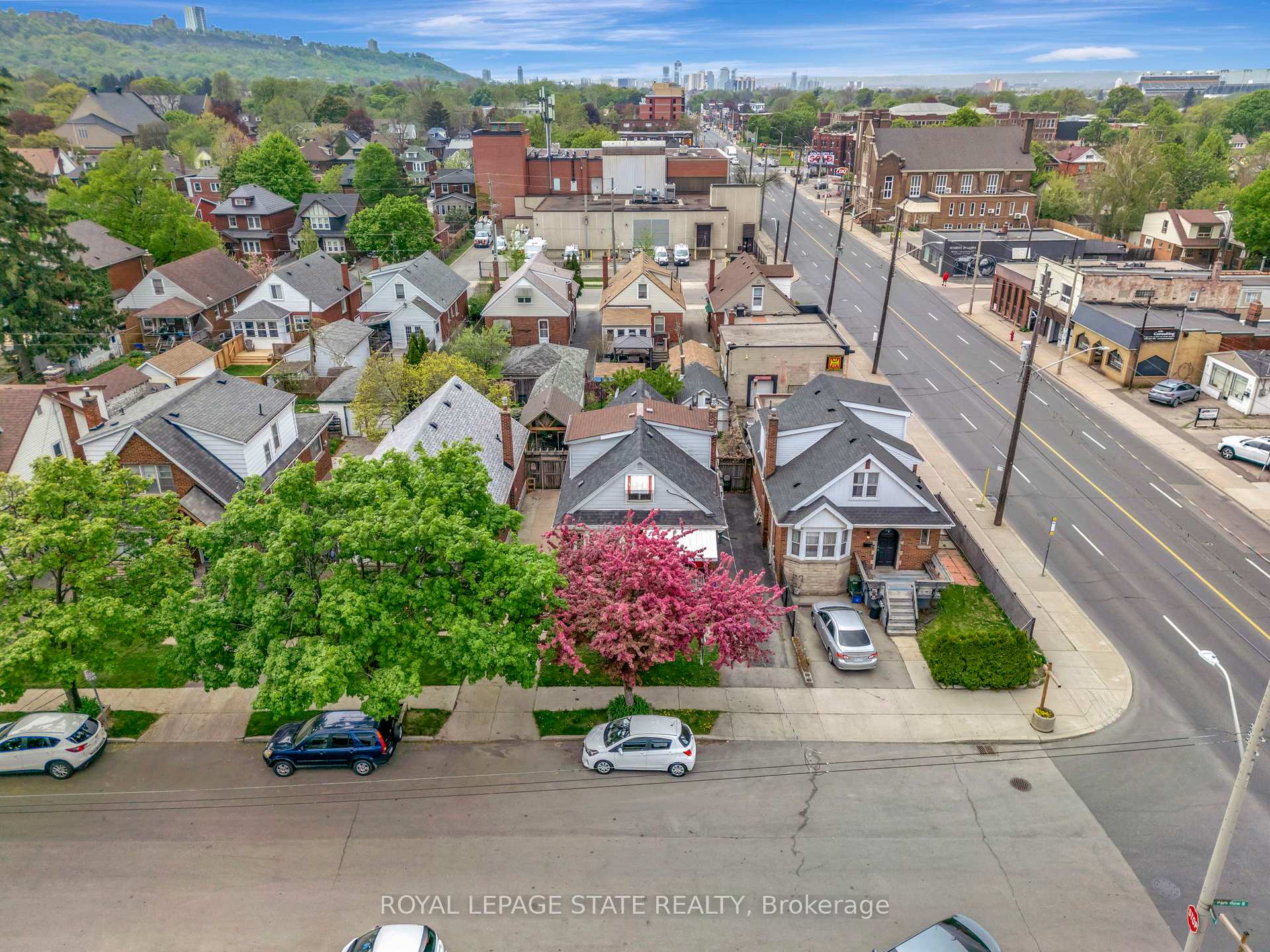 Photo 26 of 4 Park Row S, Hamilton, Delta — HOMEH