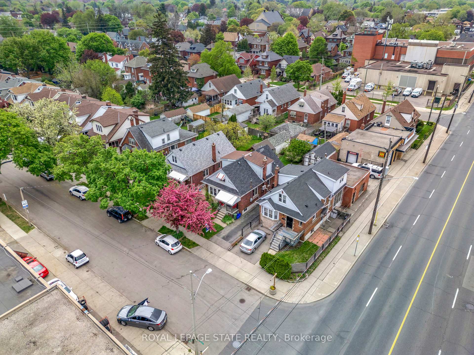 Photo 25 of 4 Park Row S, Hamilton, Delta — HOMEH