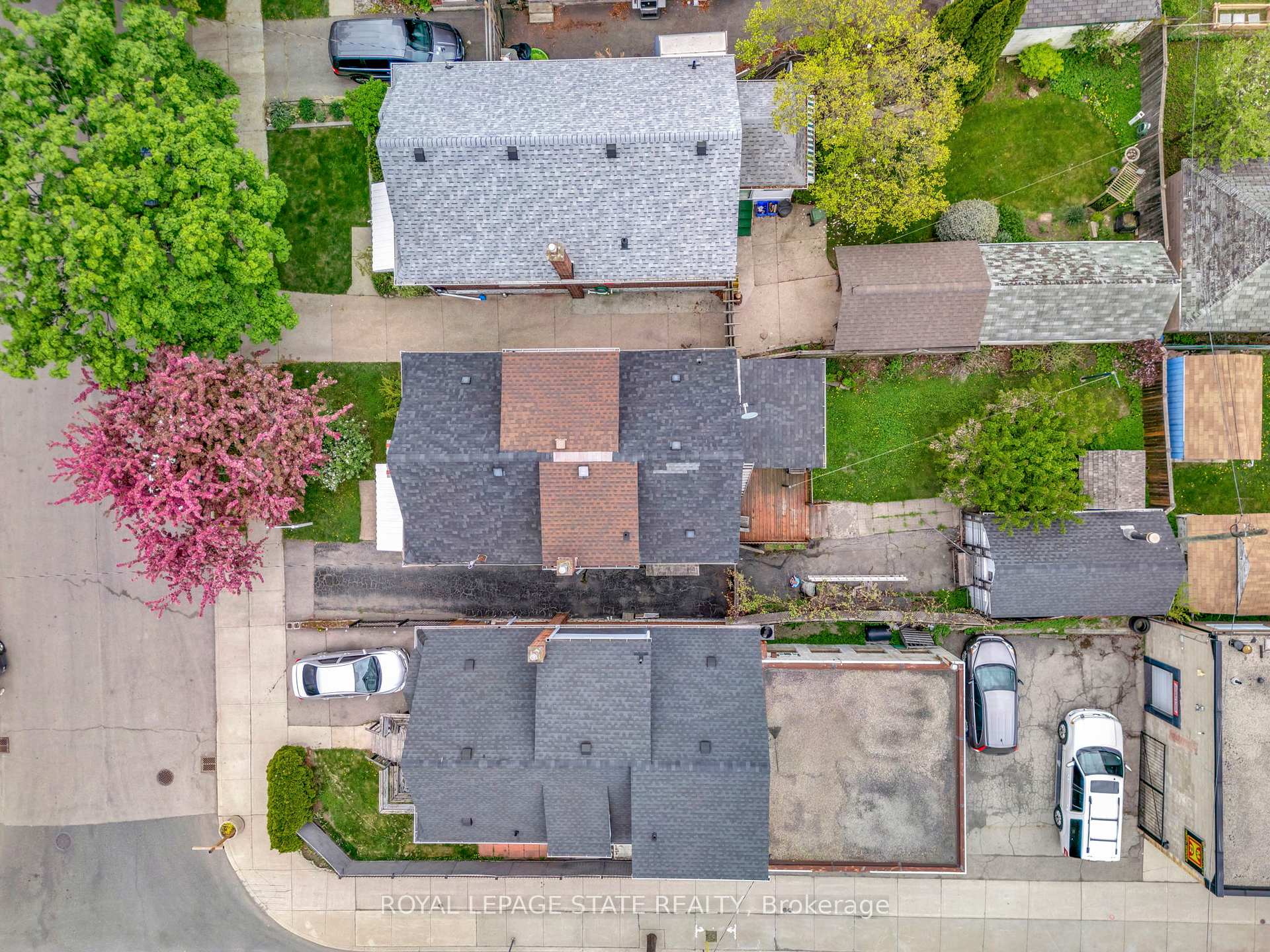 Photo 23 of 4 Park Row S, Hamilton, Delta — HOMEH