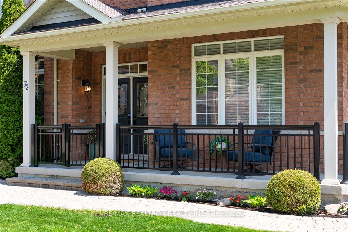 Photo 40 of 72 White Spruce Crescent, Vaughan, Patterson — HOMEH