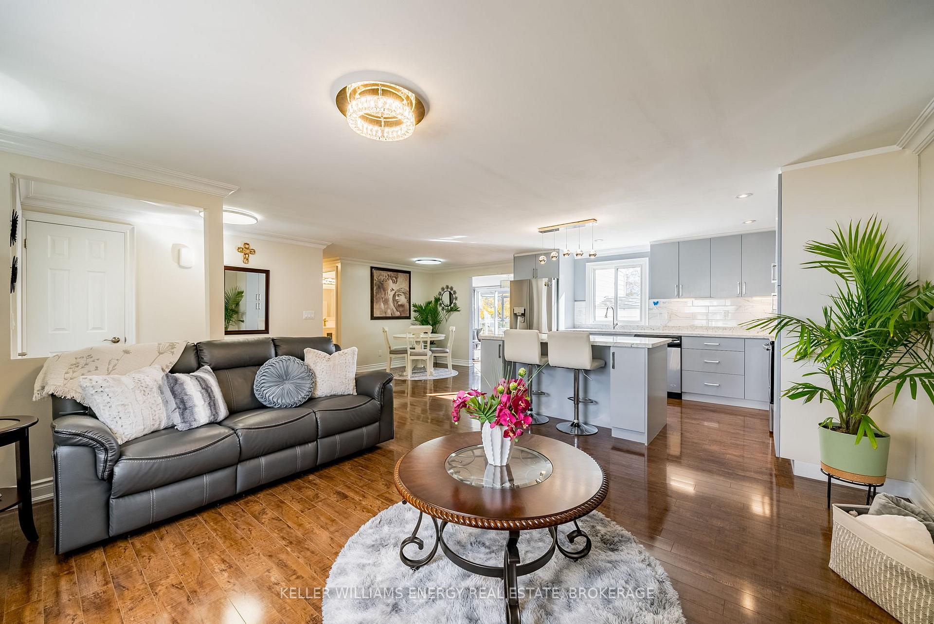 Photo 7 of 137 Wilmot Trail, Clarington, Newcastle — HOMEH