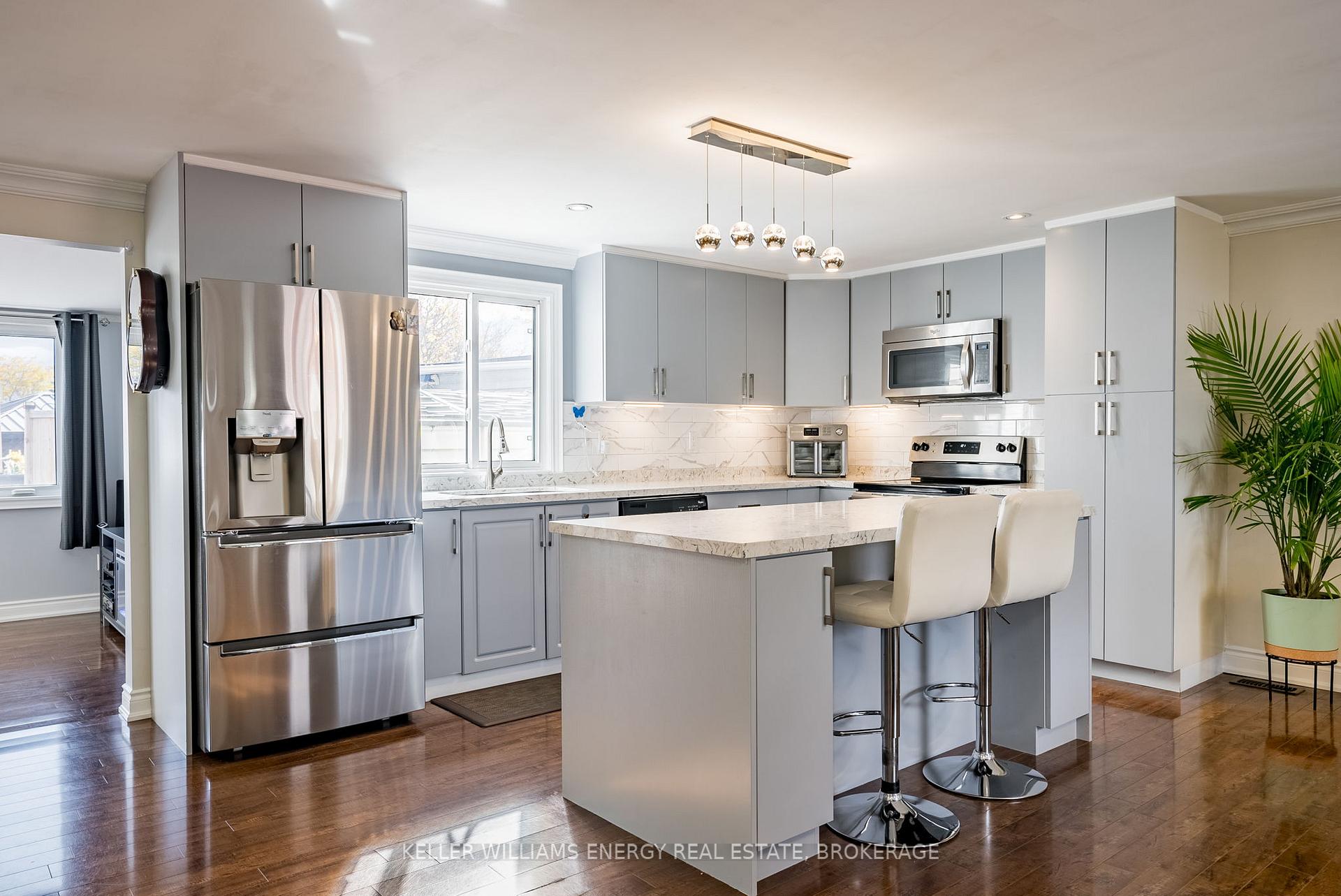 Photo 15 of 137 Wilmot Trail, Clarington, Newcastle — HOMEH