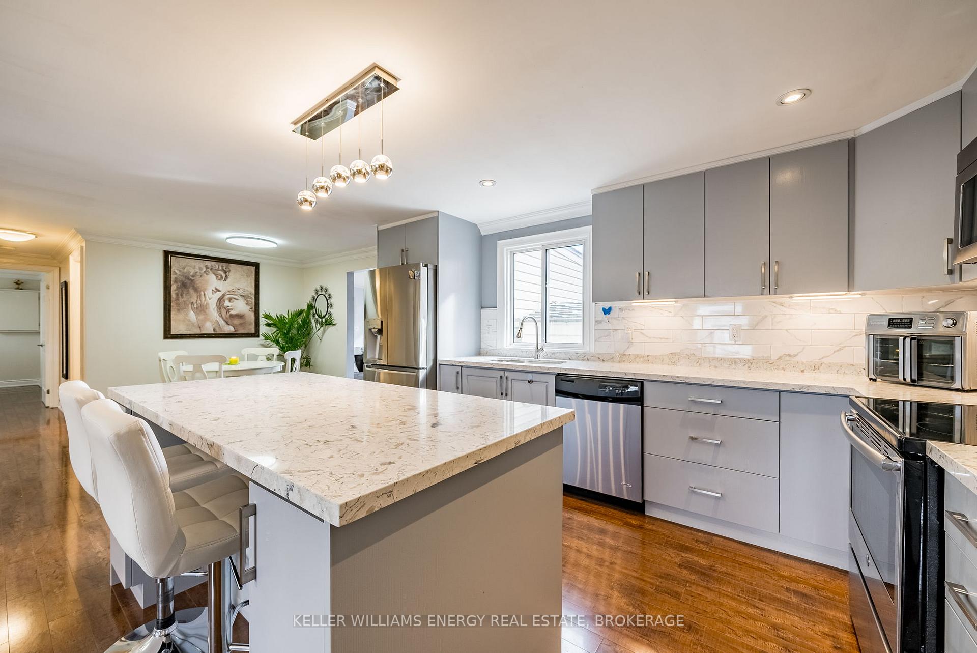 Photo 9 of 137 Wilmot Trail, Clarington, Newcastle — HOMEH
