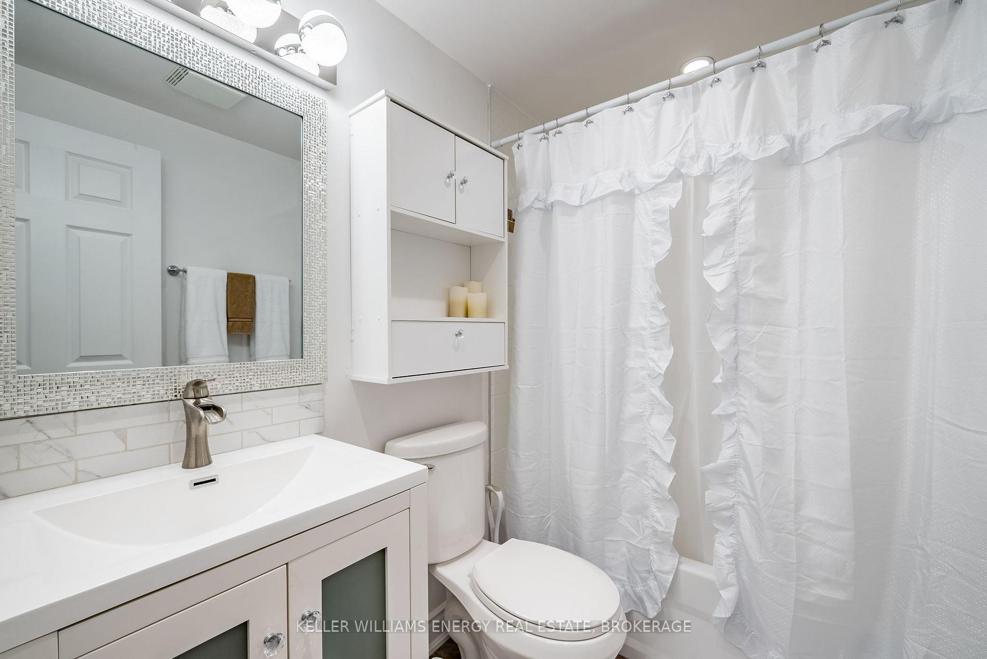 Photo 12 of 137 Wilmot Trail, Clarington, Newcastle — HOMEH
