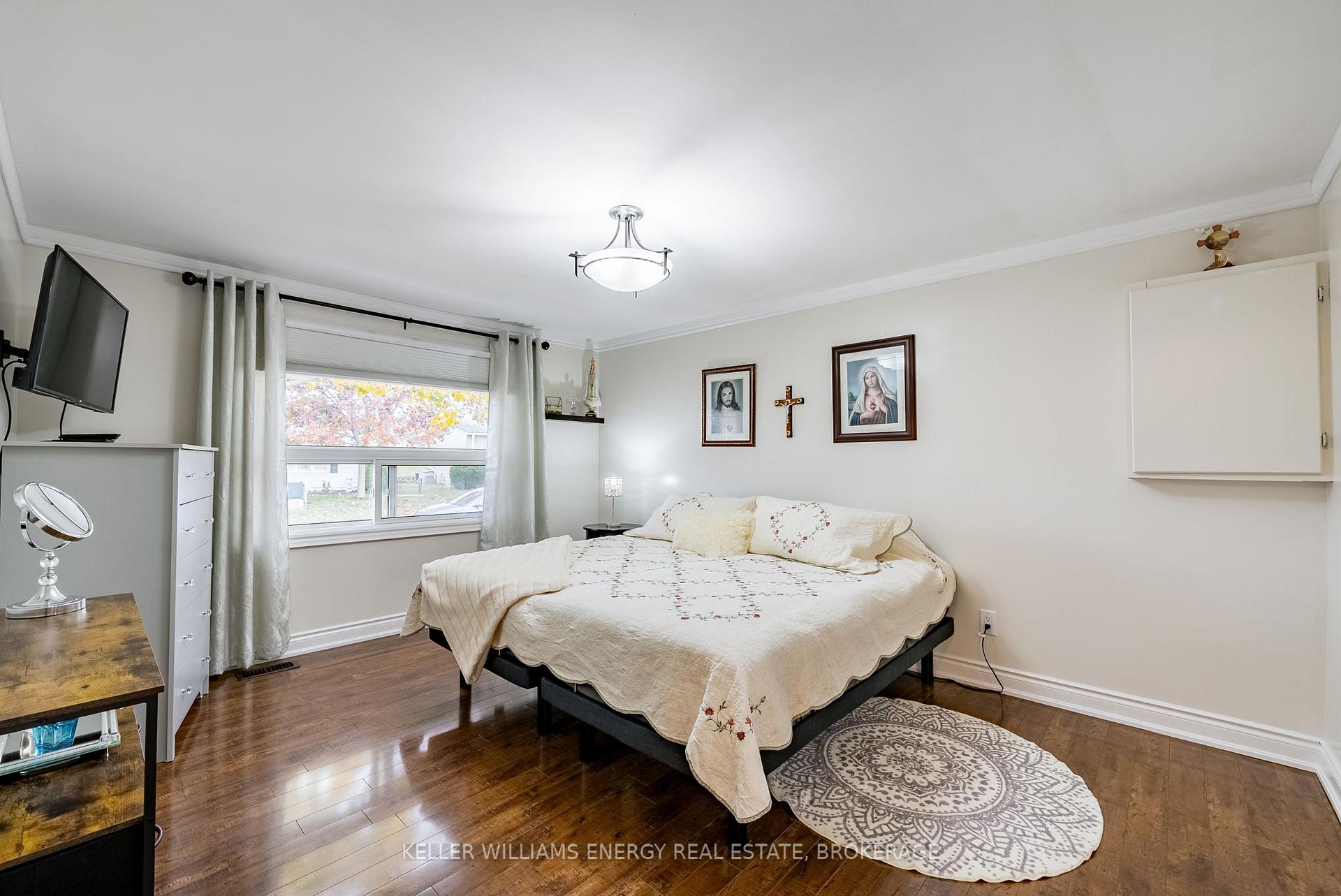 Photo 17 of 137 Wilmot Trail, Clarington, Newcastle — HOMEH