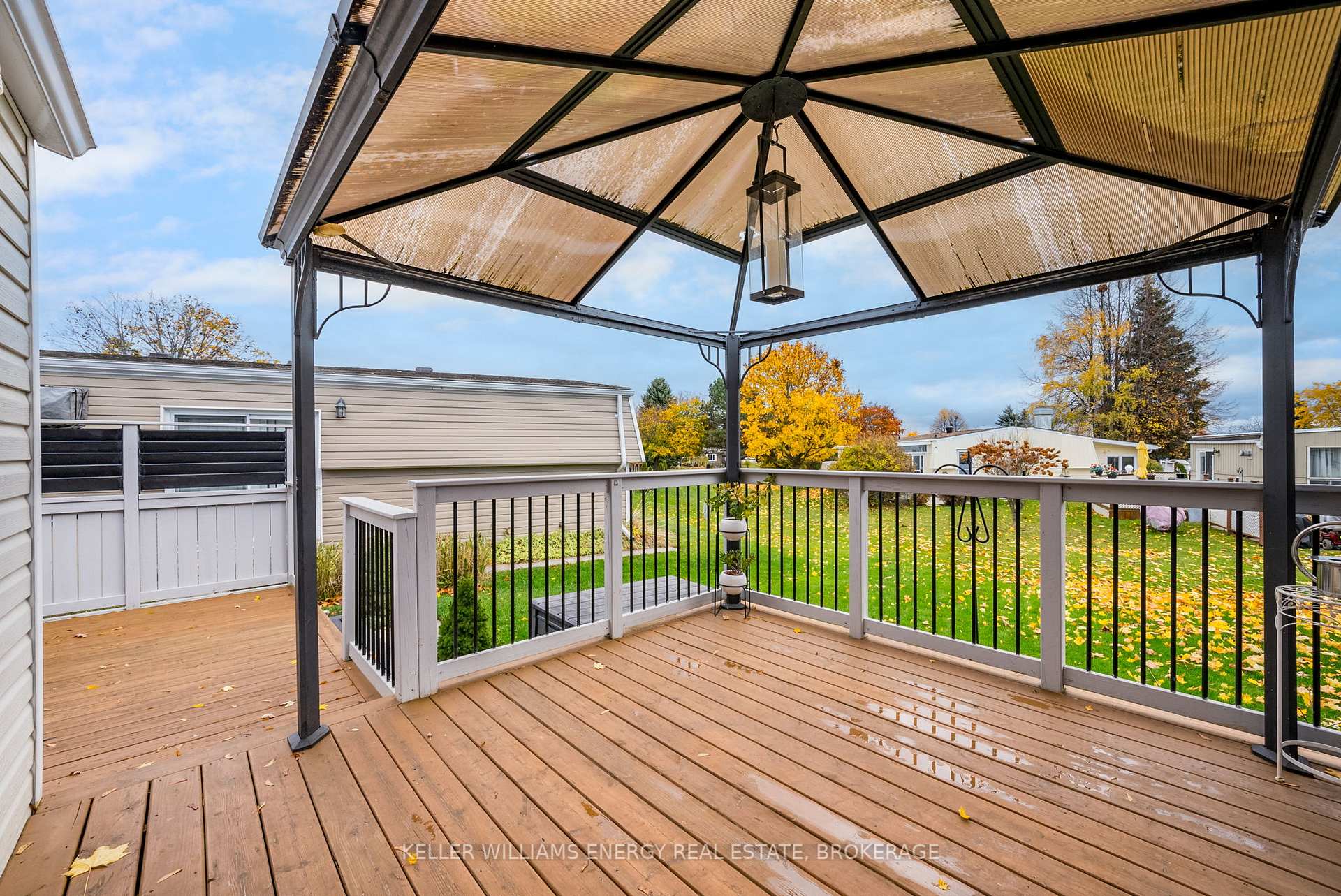 Photo 33 of 137 Wilmot Trail, Clarington, Newcastle — HOMEH