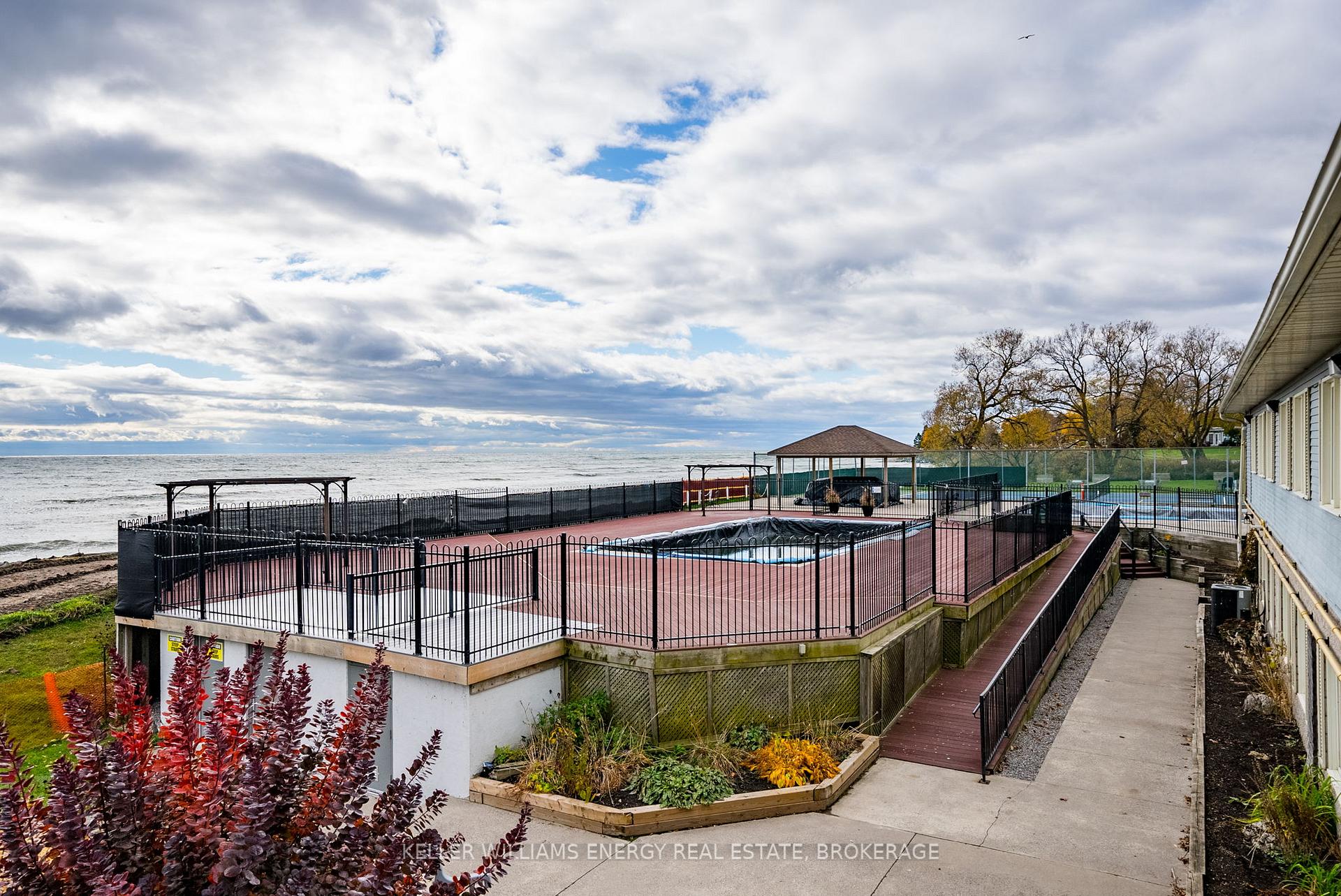 Photo 24 of 137 Wilmot Trail, Clarington, Newcastle — HOMEH