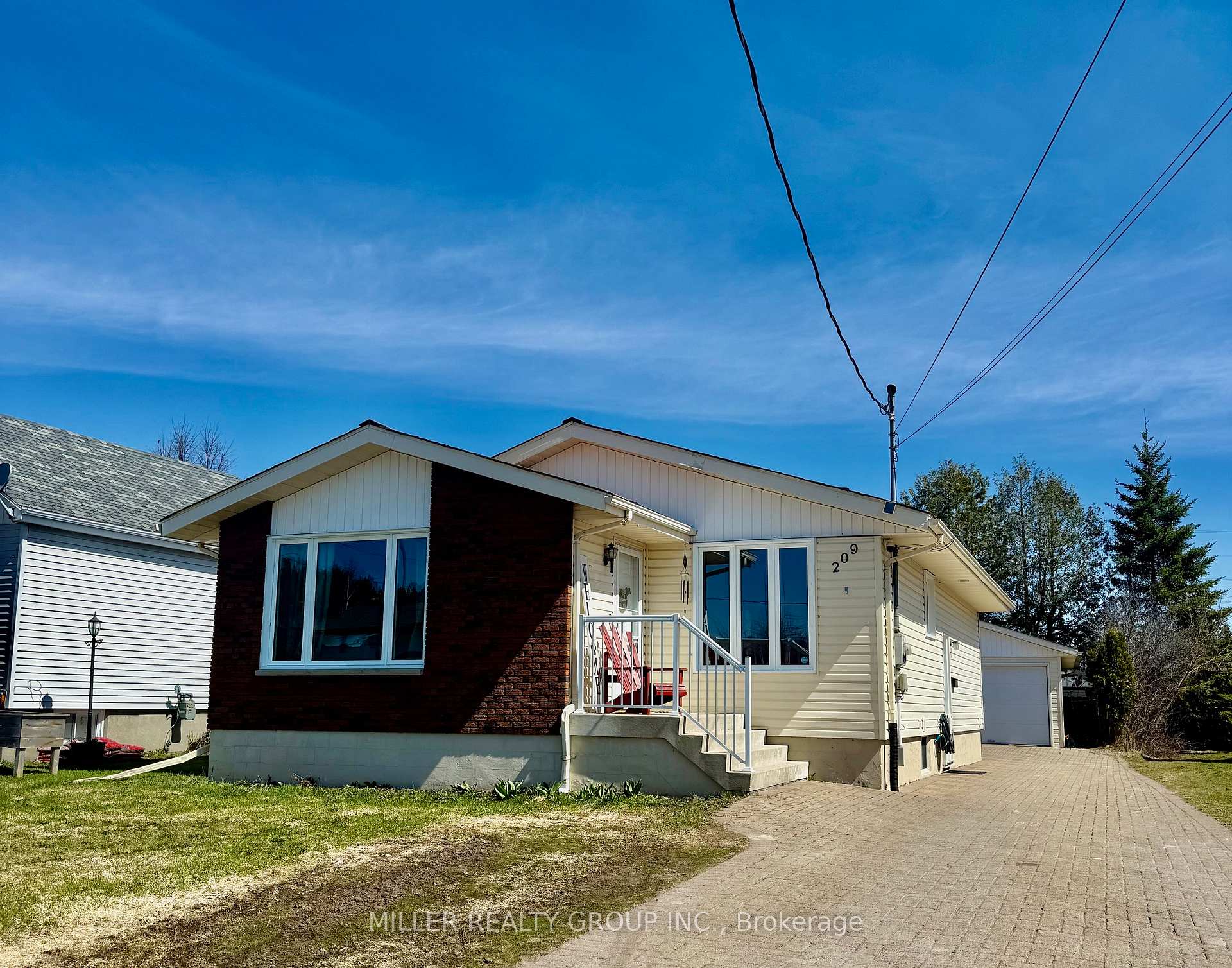 Photo 1 of 209 Pine Street W, Temiskaming Shores, New Liskeard — HOMEH