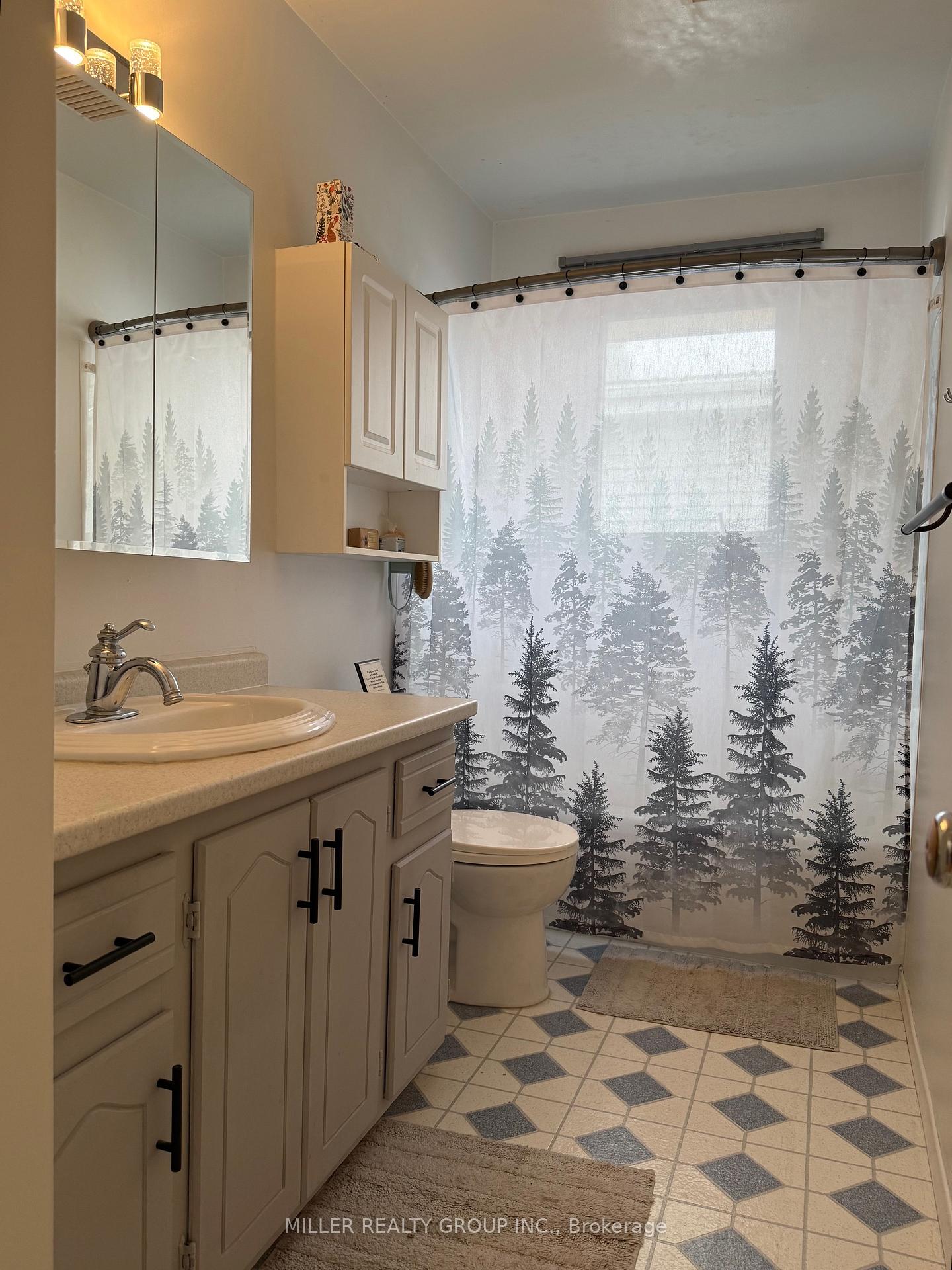 Photo 14 of 209 Pine Street W, Temiskaming Shores, New Liskeard — HOMEH