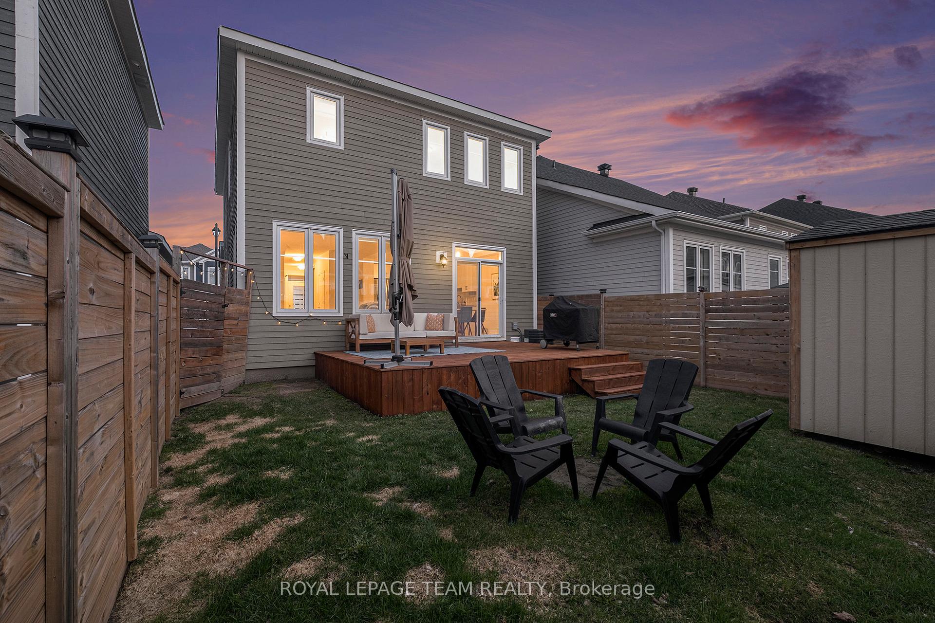 Photo 32 of 53 Pelham Crescent, Ottawa, Goulbourn Twp From Franktown Rd/South To Rideau — HOMEH