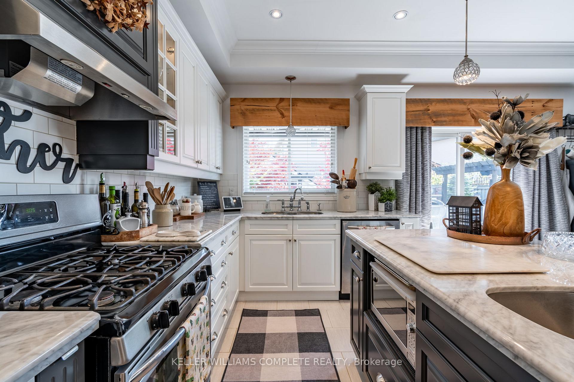 Photo 9 of 77 Eagleglen Way, Hamilton, Carpenter — HOMEH
