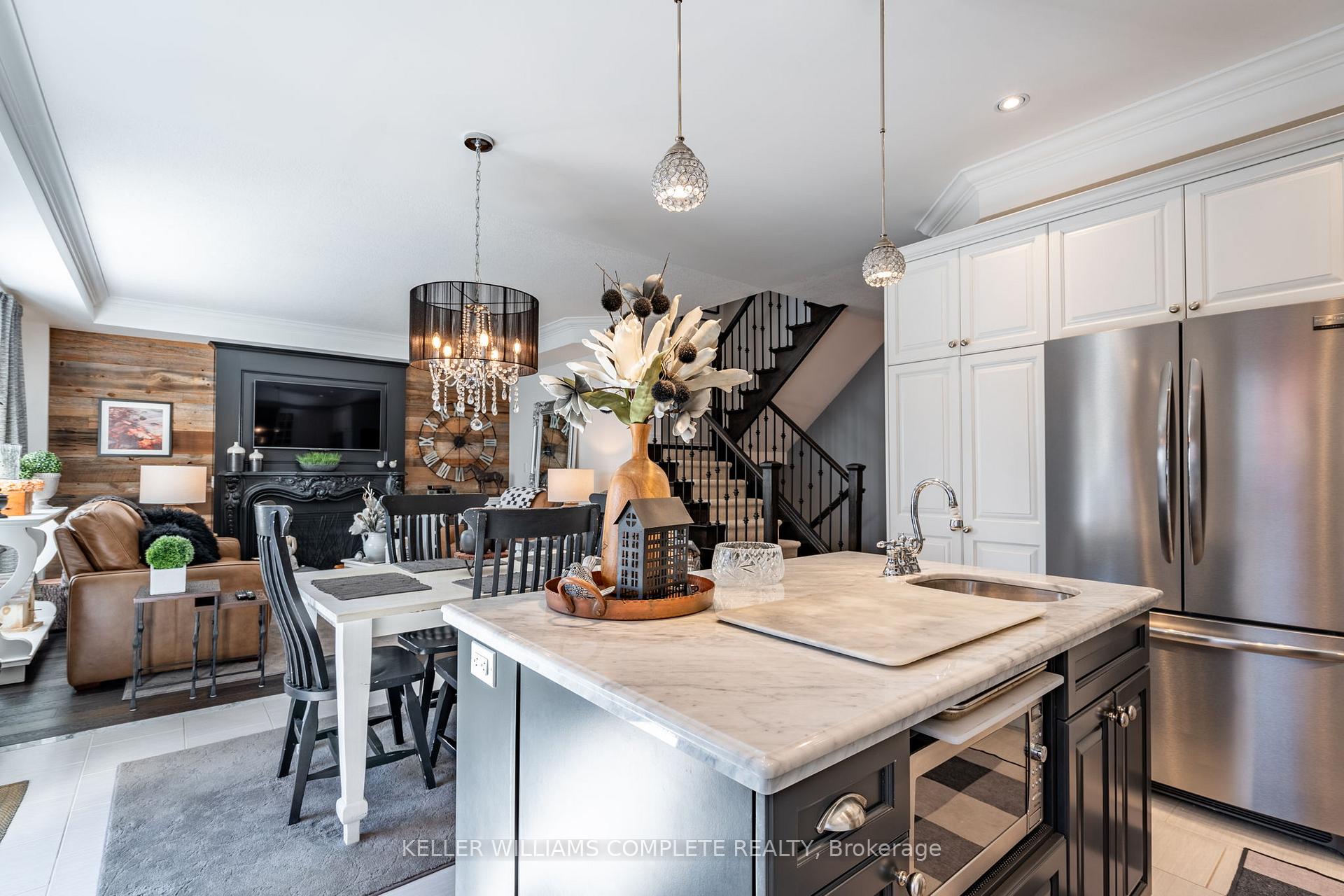 Photo 13 of 77 Eagleglen Way, Hamilton, Carpenter — HOMEH