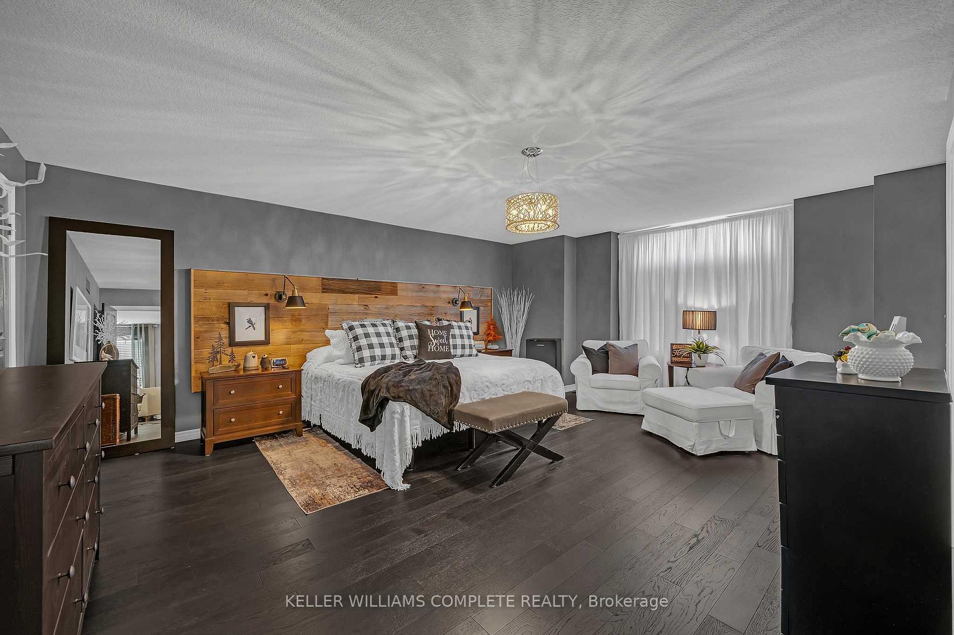Photo 18 of 77 Eagleglen Way, Hamilton, Carpenter — HOMEH