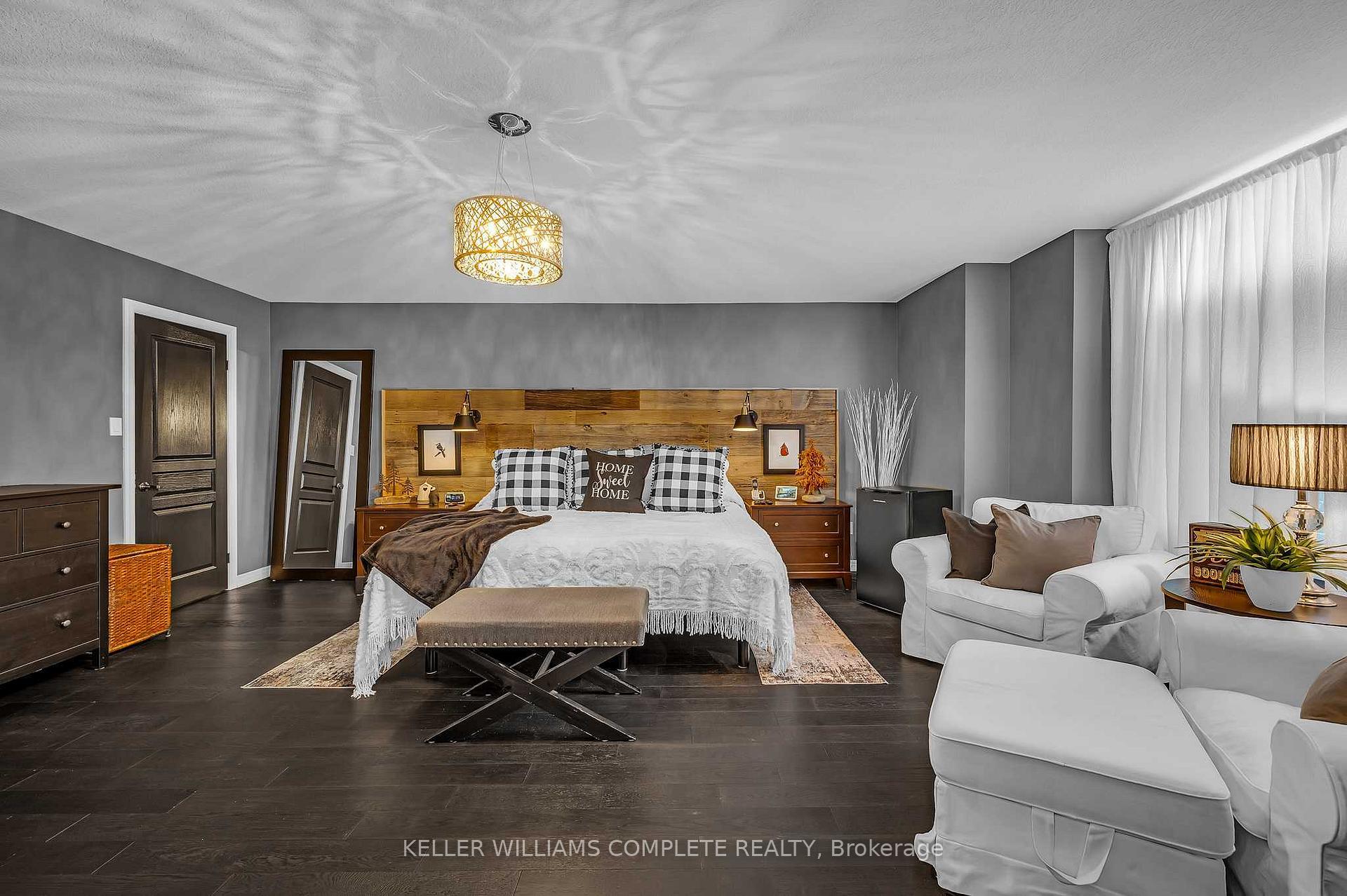 Photo 19 of 77 Eagleglen Way, Hamilton, Carpenter — HOMEH