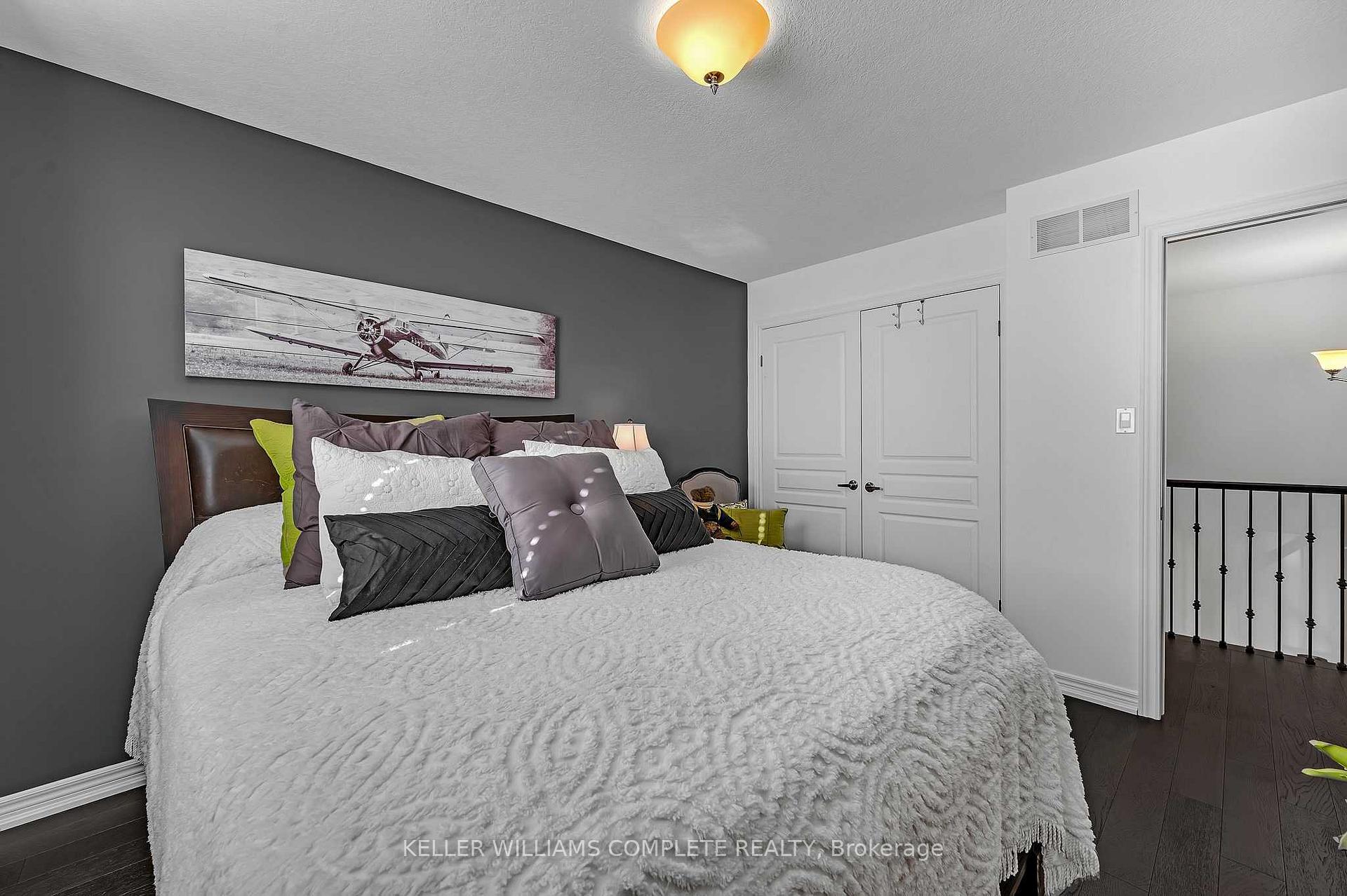 Photo 22 of 77 Eagleglen Way, Hamilton, Carpenter — HOMEH