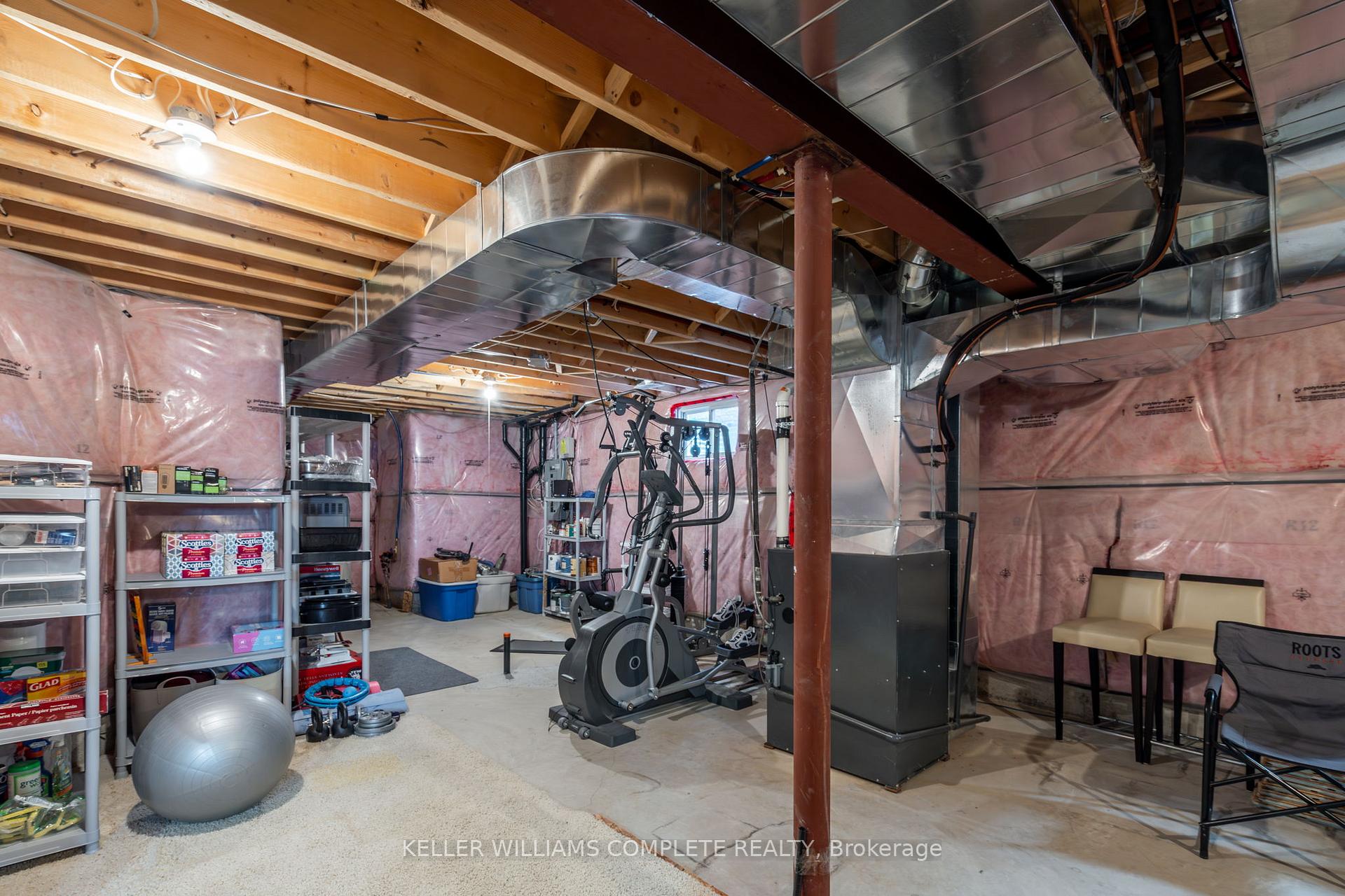 Photo 35 of 77 Eagleglen Way, Hamilton, Carpenter — HOMEH