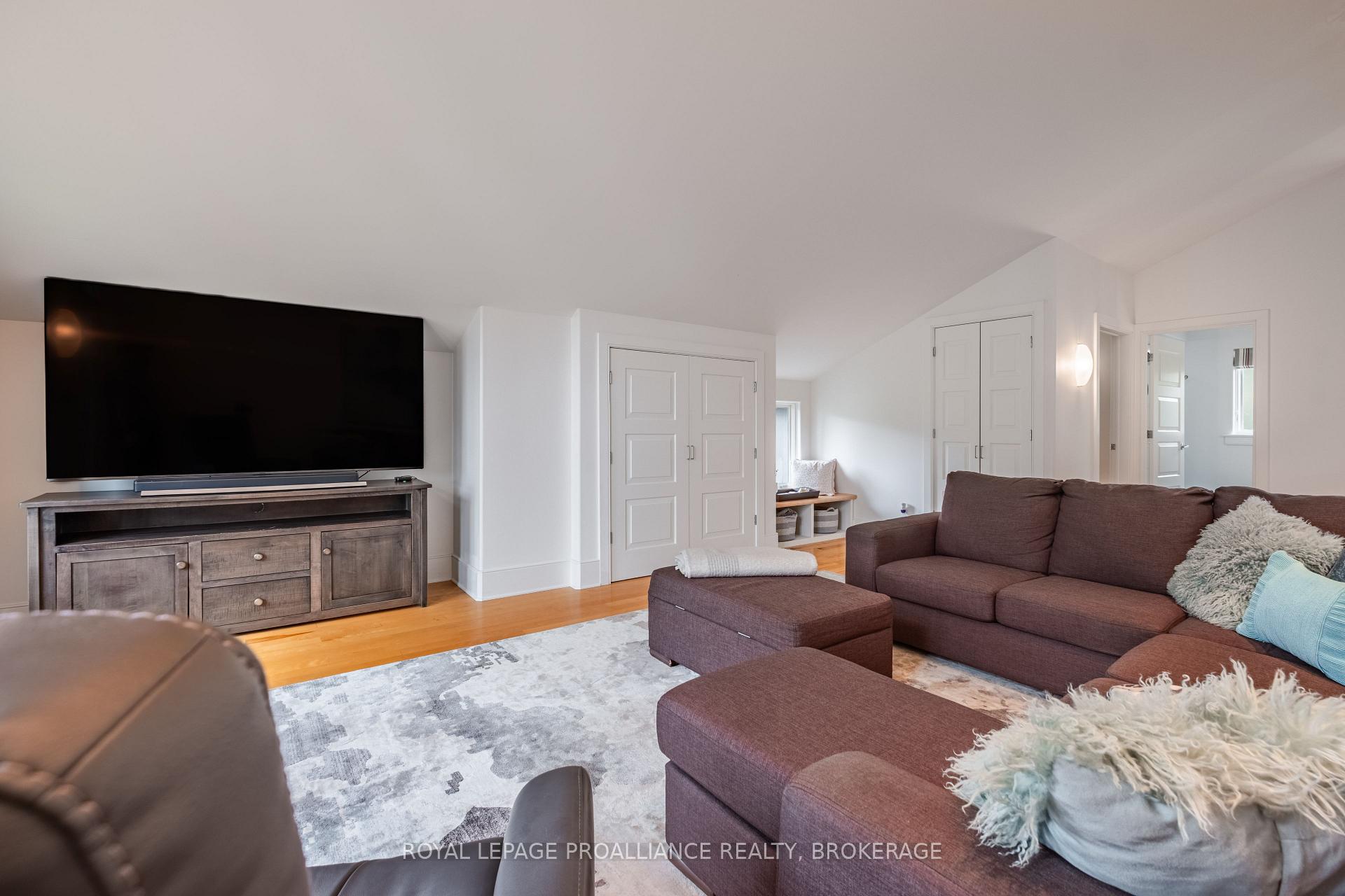 Photo 19 of 9 Starr Place, Kingston, Kingston East (incl CFB Kingston) — HOMEH