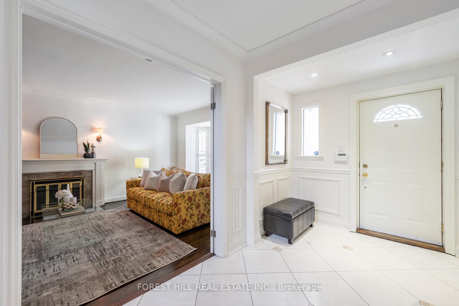 Photo 2 of 618 Vesta Drive, Toronto, Forest Hill North — HOMEH
