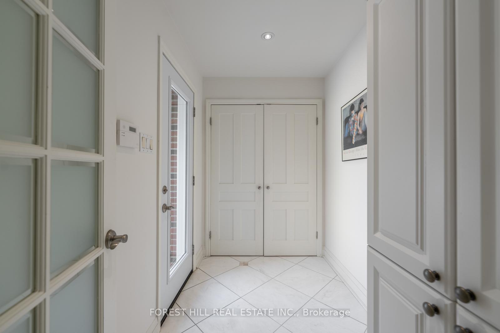 Photo 14 of 618 Vesta Drive, Toronto, Forest Hill North — HOMEH