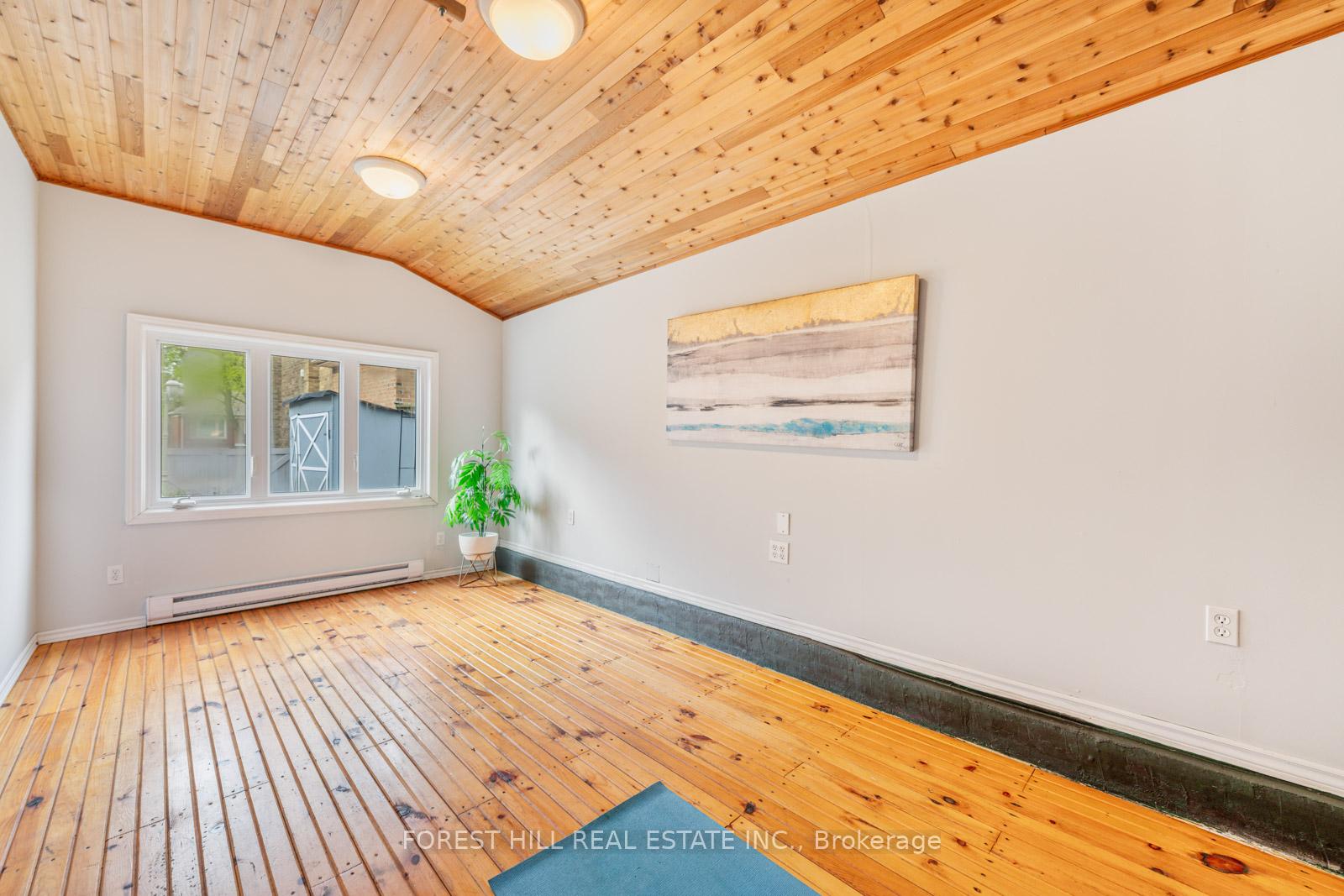 Photo 33 of 618 Vesta Drive, Toronto, Forest Hill North — HOMEH