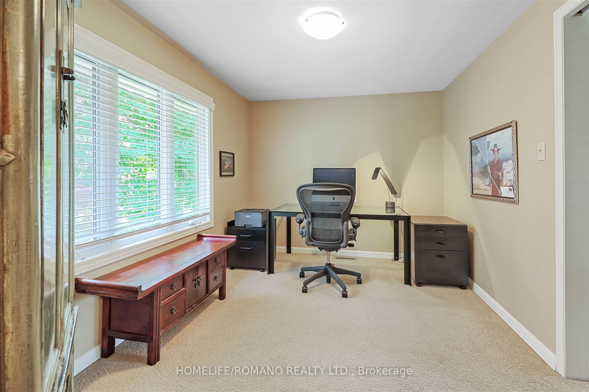 Photo 25 of 109 Sandy Ridge Place, Waterloo — HOMEH