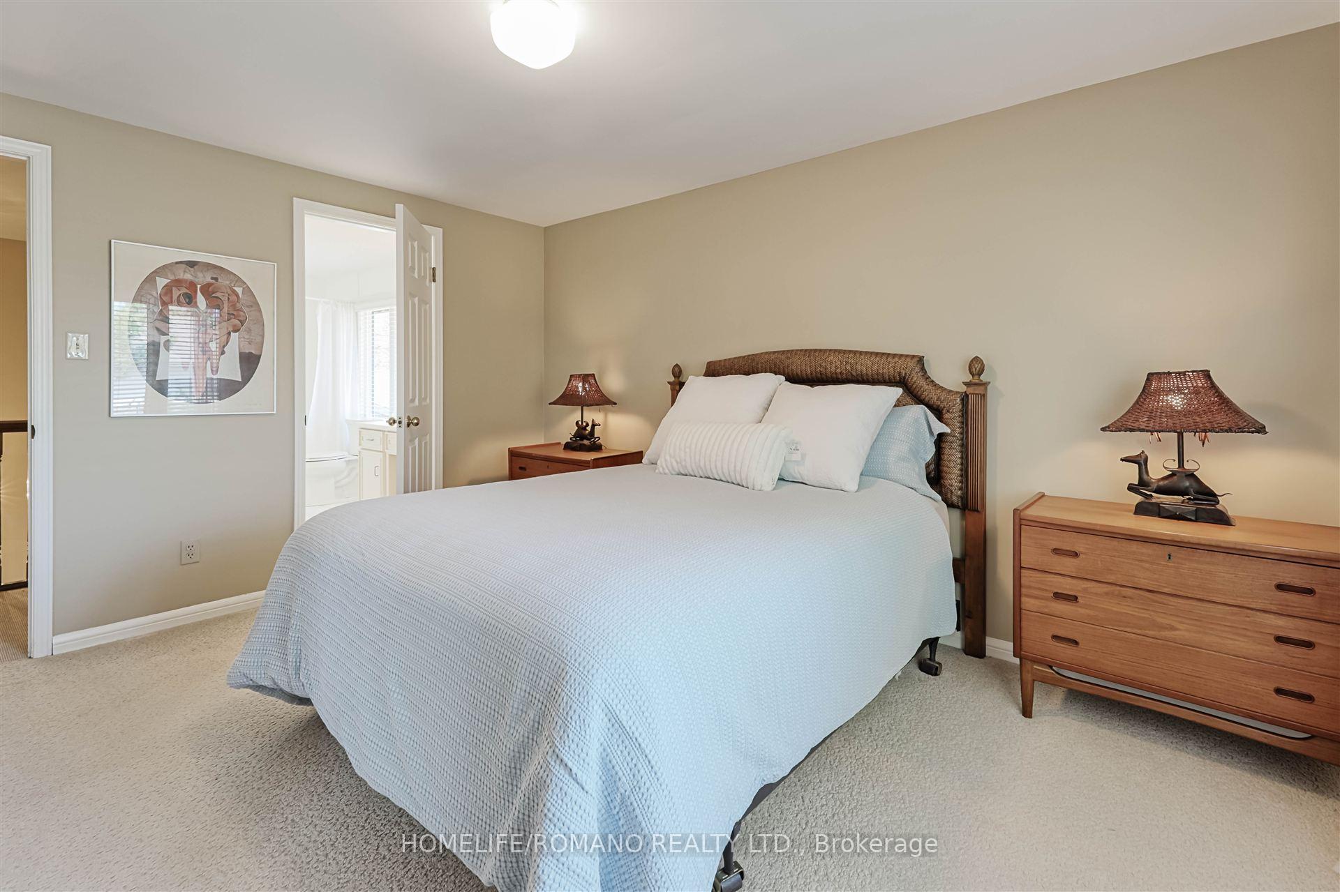 Photo 23 of 109 Sandy Ridge Place, Waterloo — HOMEH
