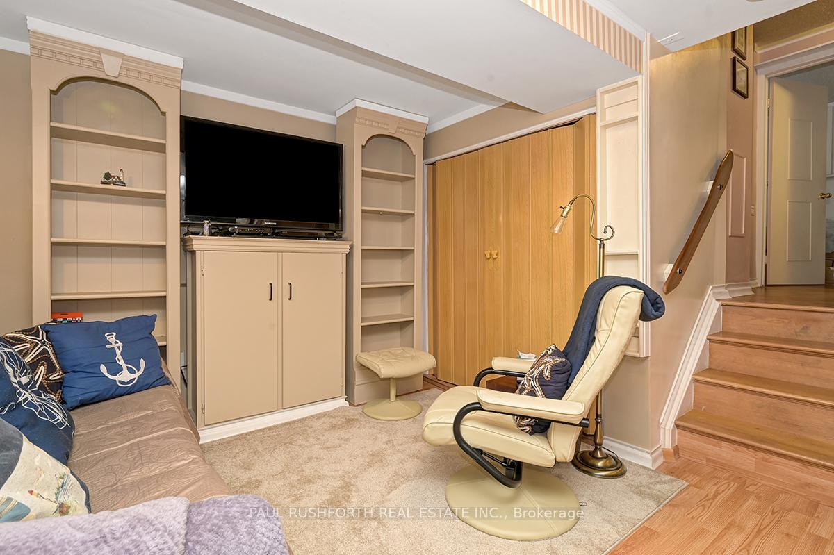 Photo 26 of 1433 Duford Dr, Ottawa, Bilberry Creek/Queenswood Heights — HOMEH