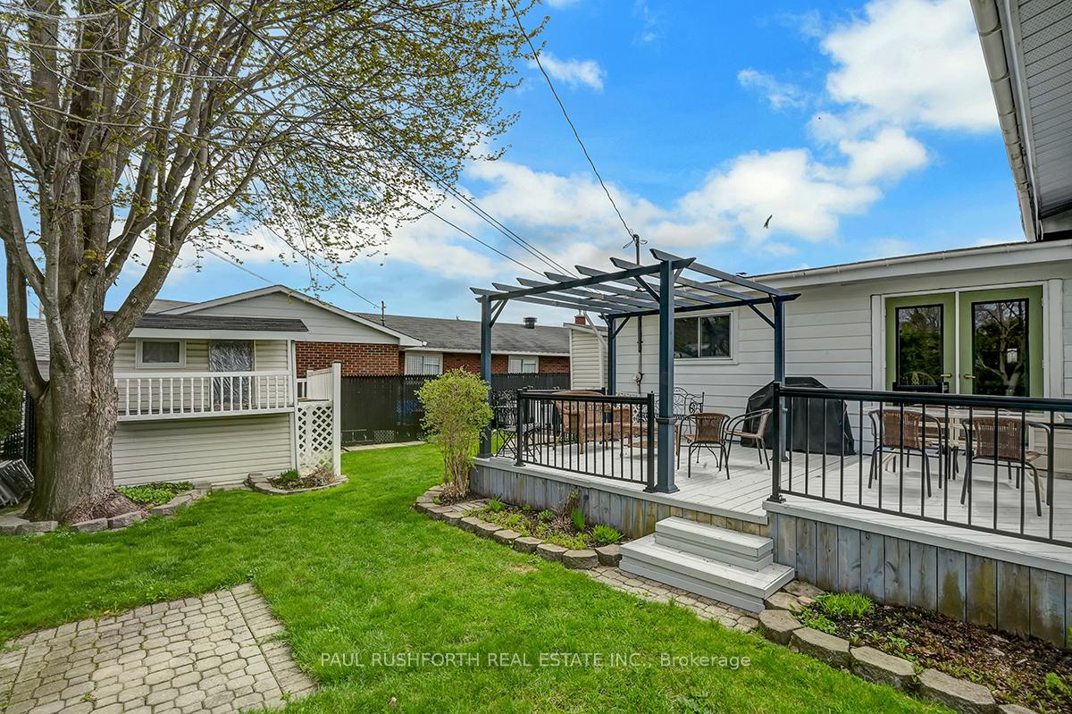 Photo 30 of 1433 Duford Dr, Ottawa, Bilberry Creek/Queenswood Heights — HOMEH