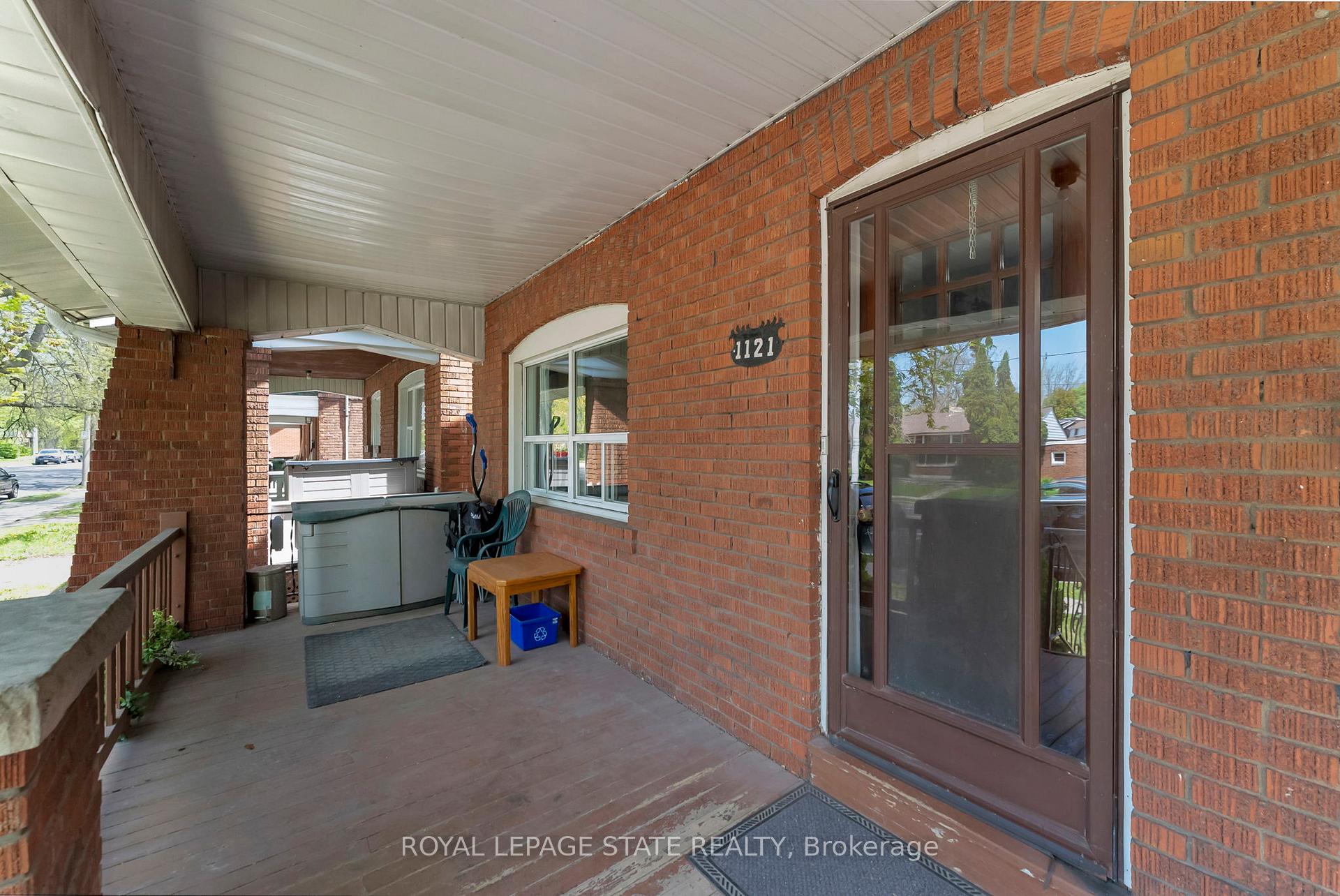 Photo 3 of 1121 King Street W, Hamilton, Westdale — HOMEH